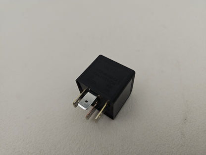 Jaguar/Land Rover Relay 4-Pin Black 12v 40a 2.0 Diesel Dh2214b192ca Oem Genuine - photo 6
