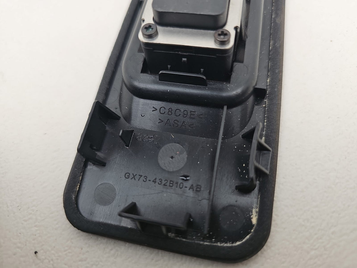 Tailgate Lift Handle 6
