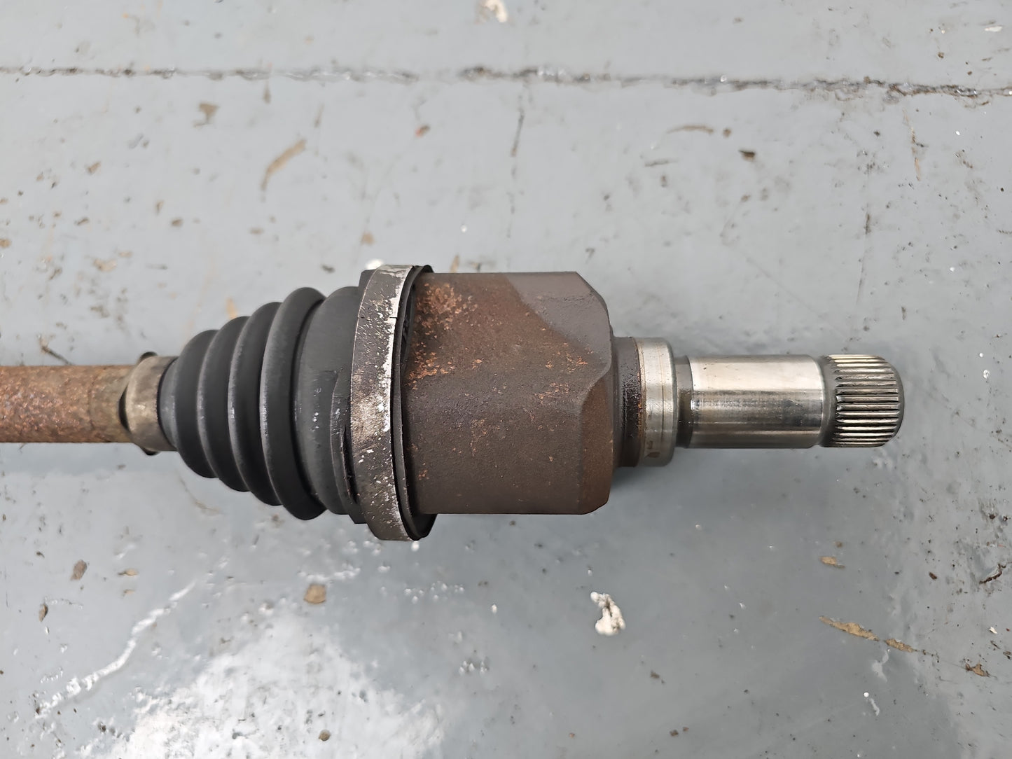 Driveshaft Front LH 6