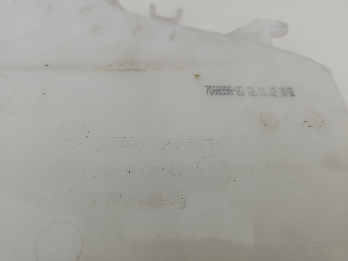 Washer Bottle Windscreen 6