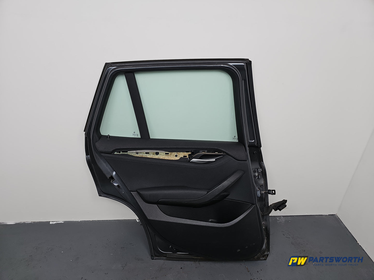 Door Rear LH 6