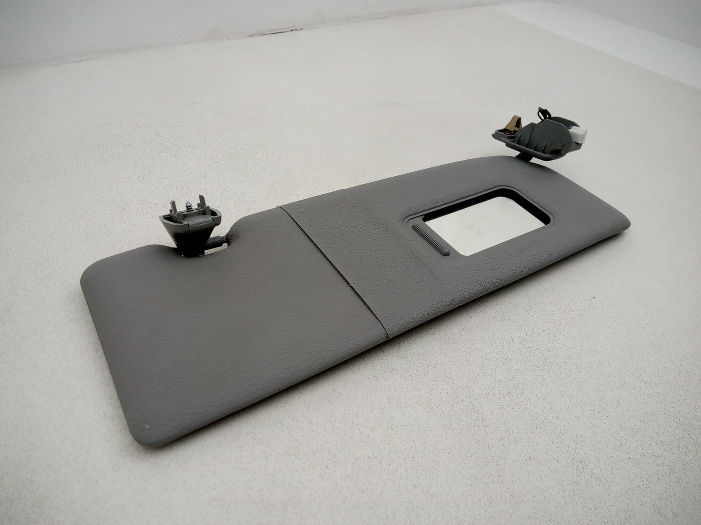 Sun Visor RH 6