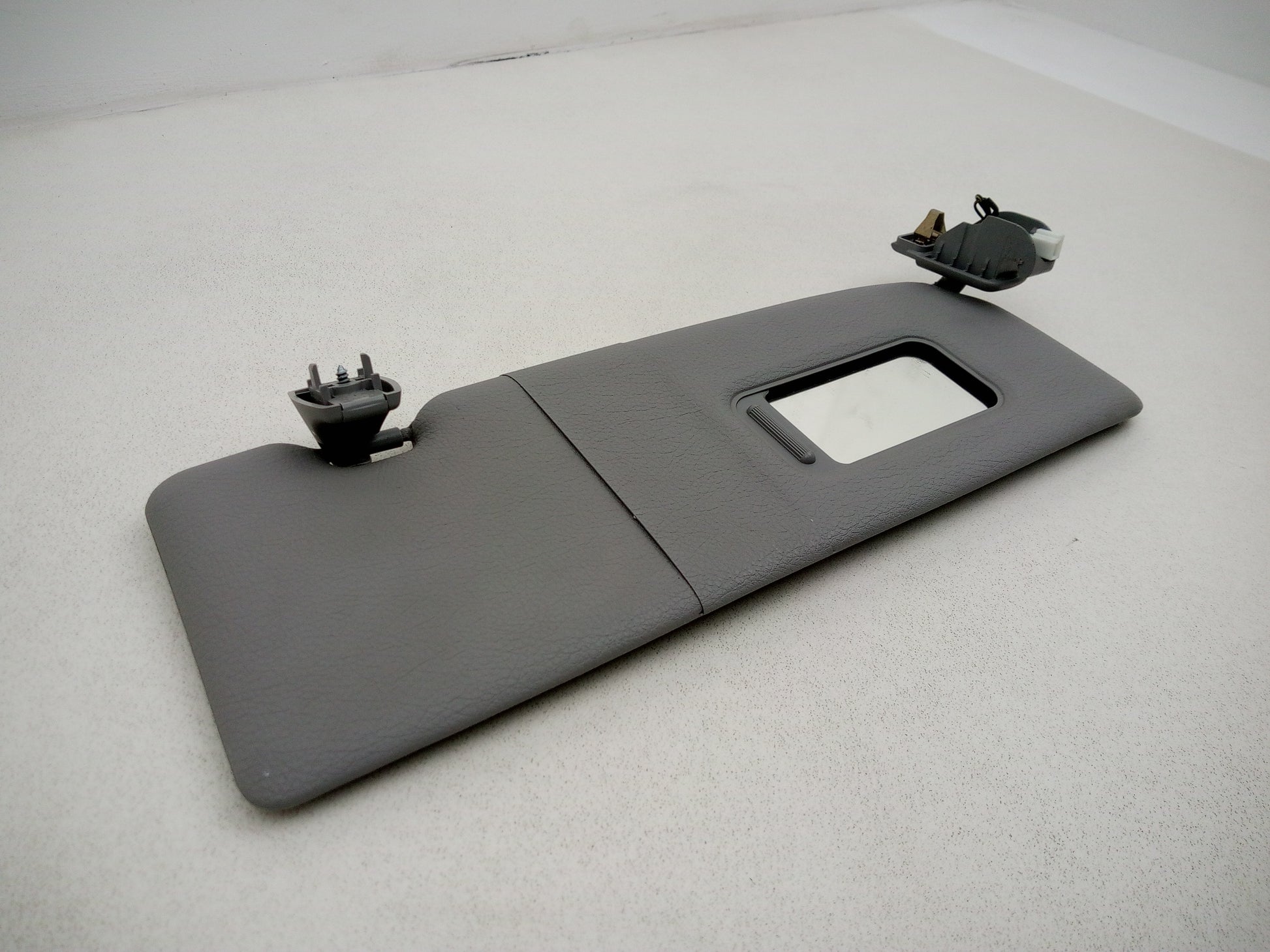 Sun Visor RH 6