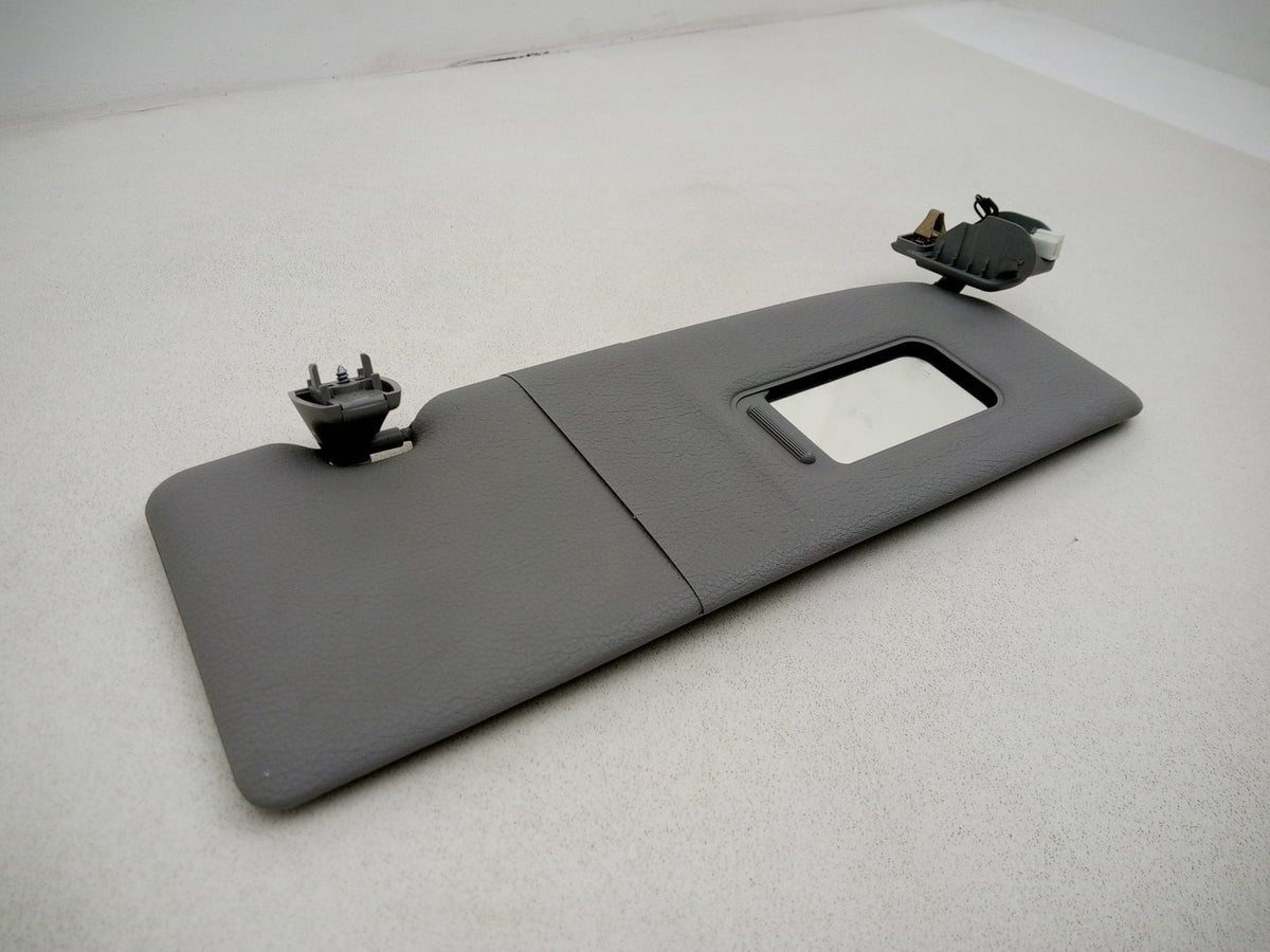 Sun Visor RH 6