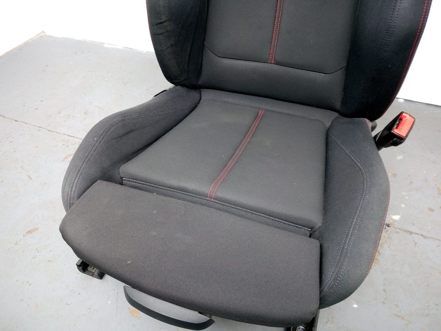 Bmw 1 F20 F21 2011-2015 Drivers O/S Black Front Seat Memory Red Stitching - photo 6