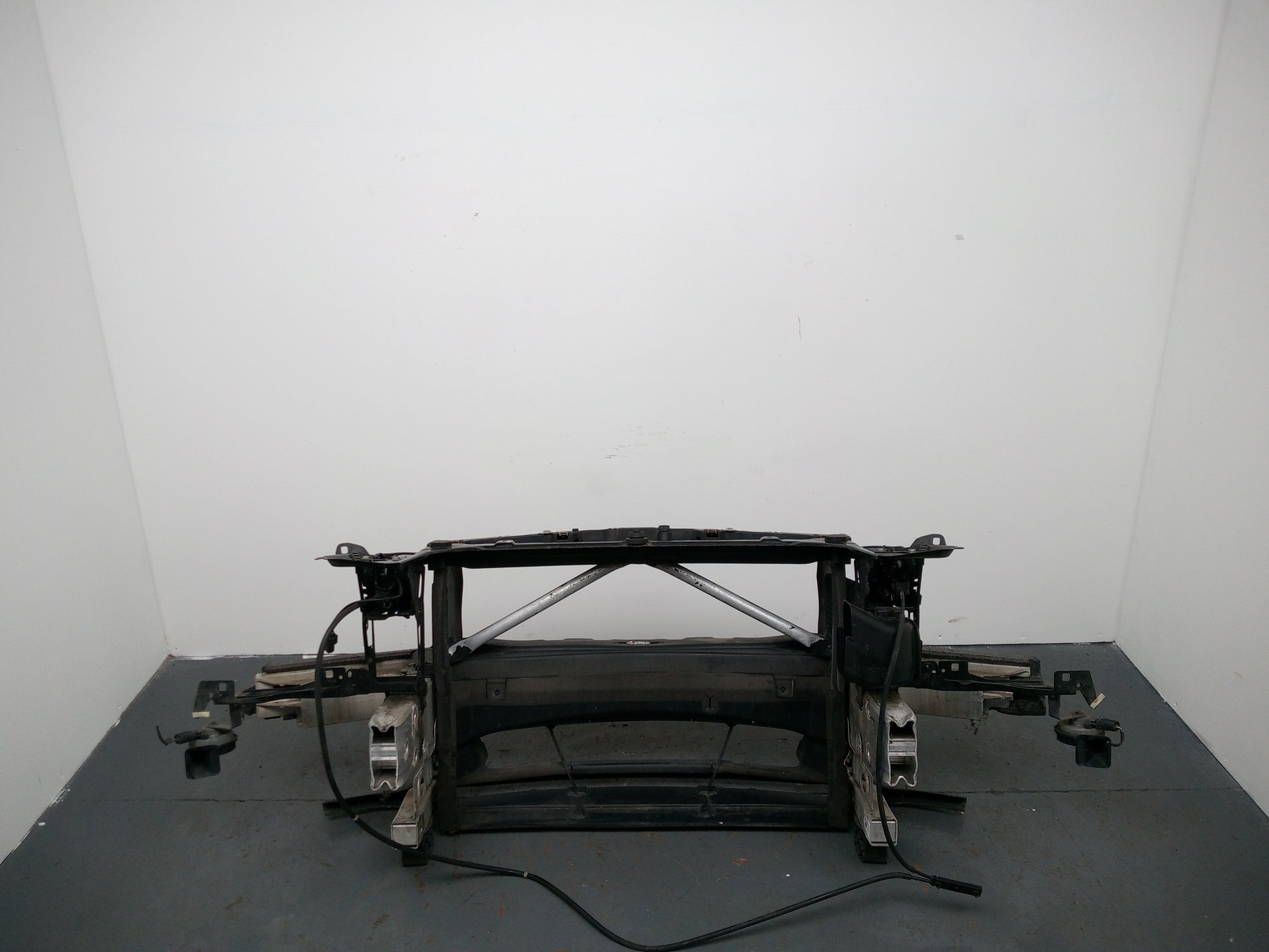 Front Slam Panel 6