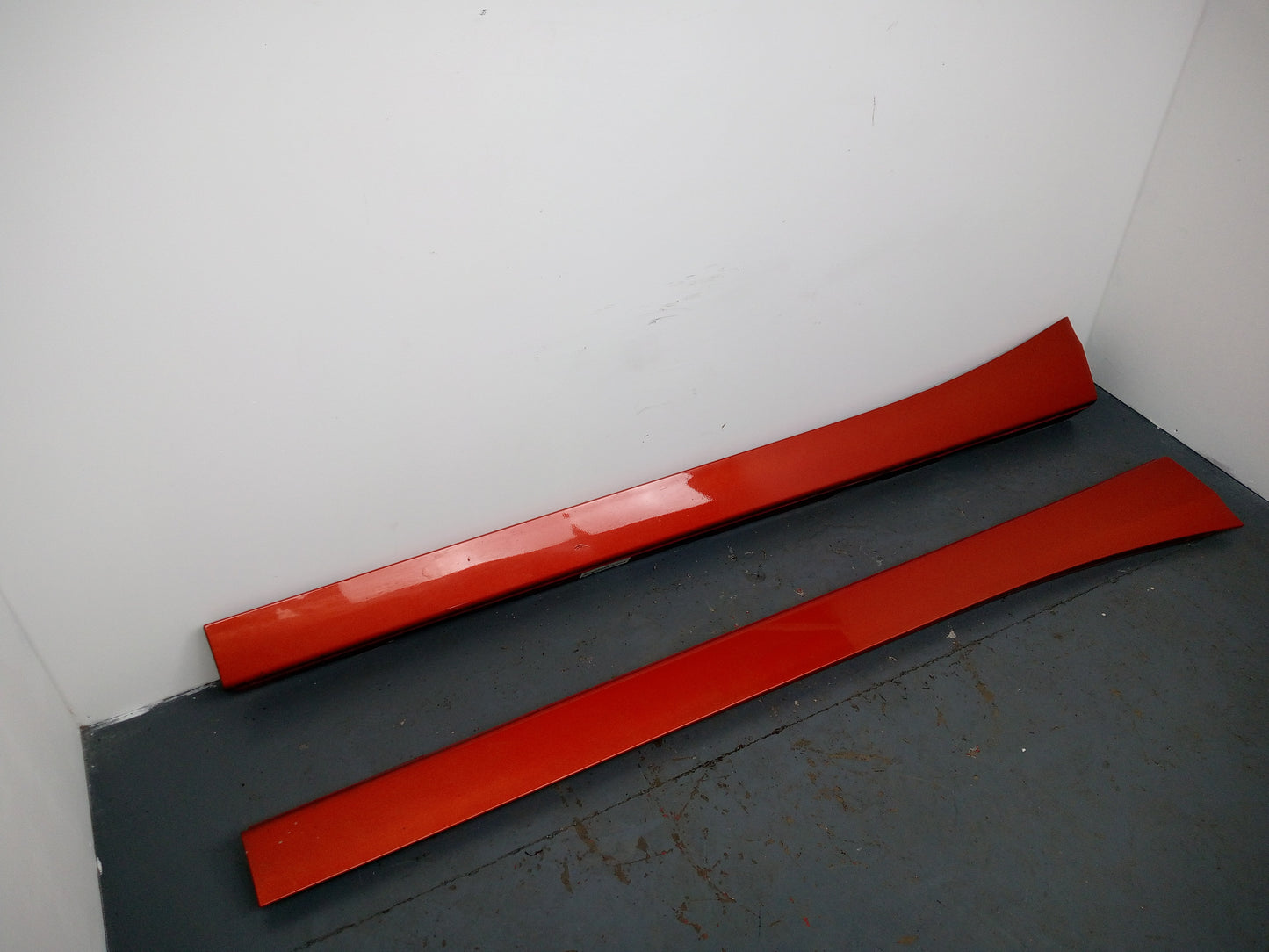 Side Skirt RH 3