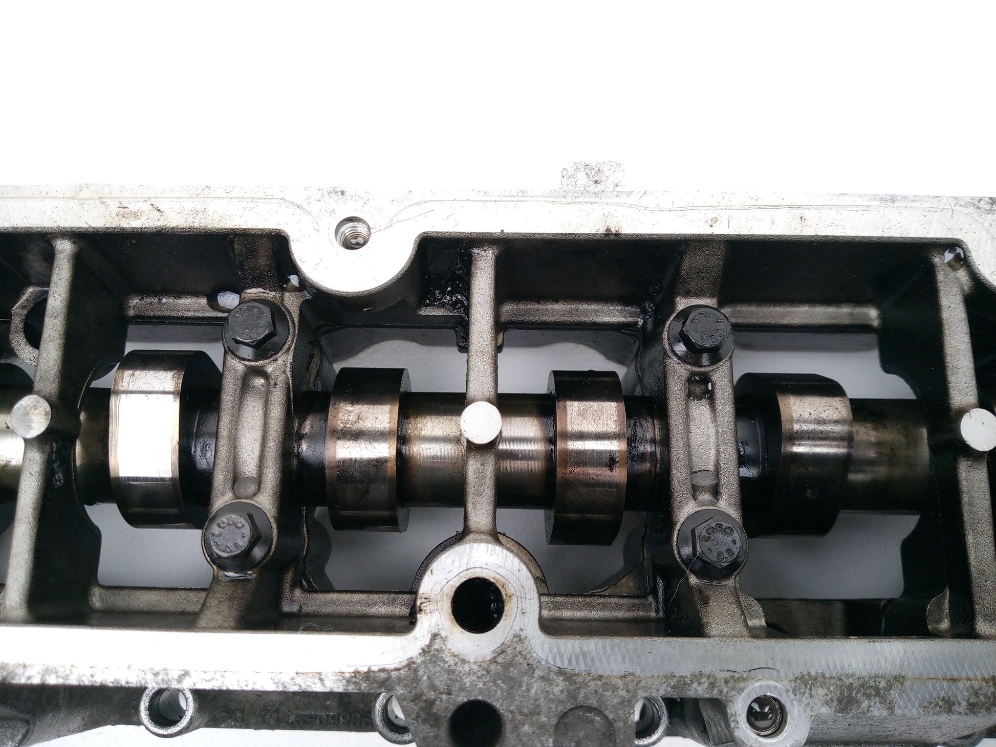 Camshaft Cover  6