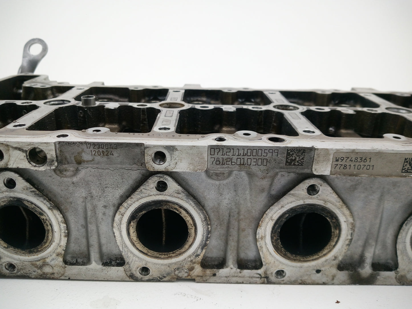Bare engine  12