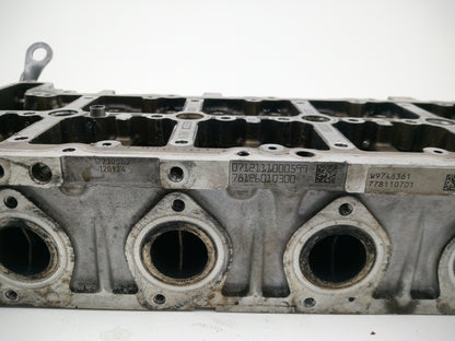 Bare engine  12