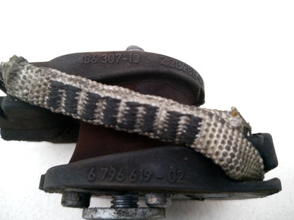 Transmission Mounting Bracket 6