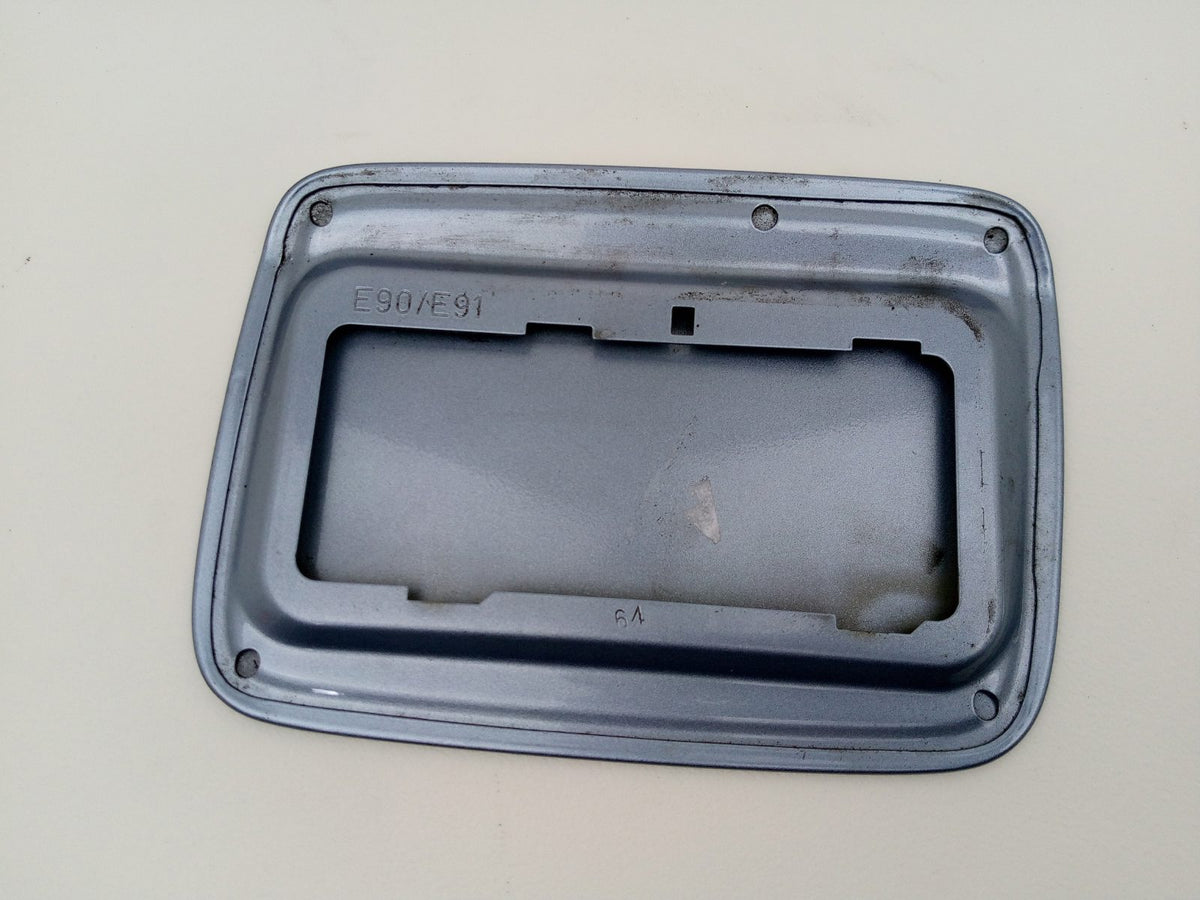 Fuel Filler Flap 6