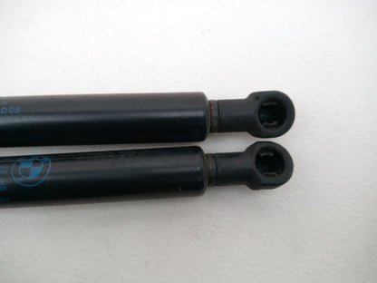 Tailgate Lift Handle 6