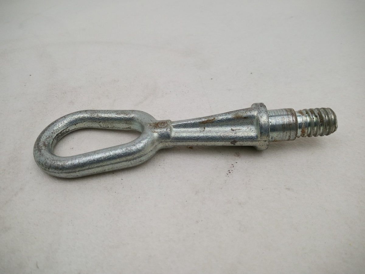 Towing eye 6