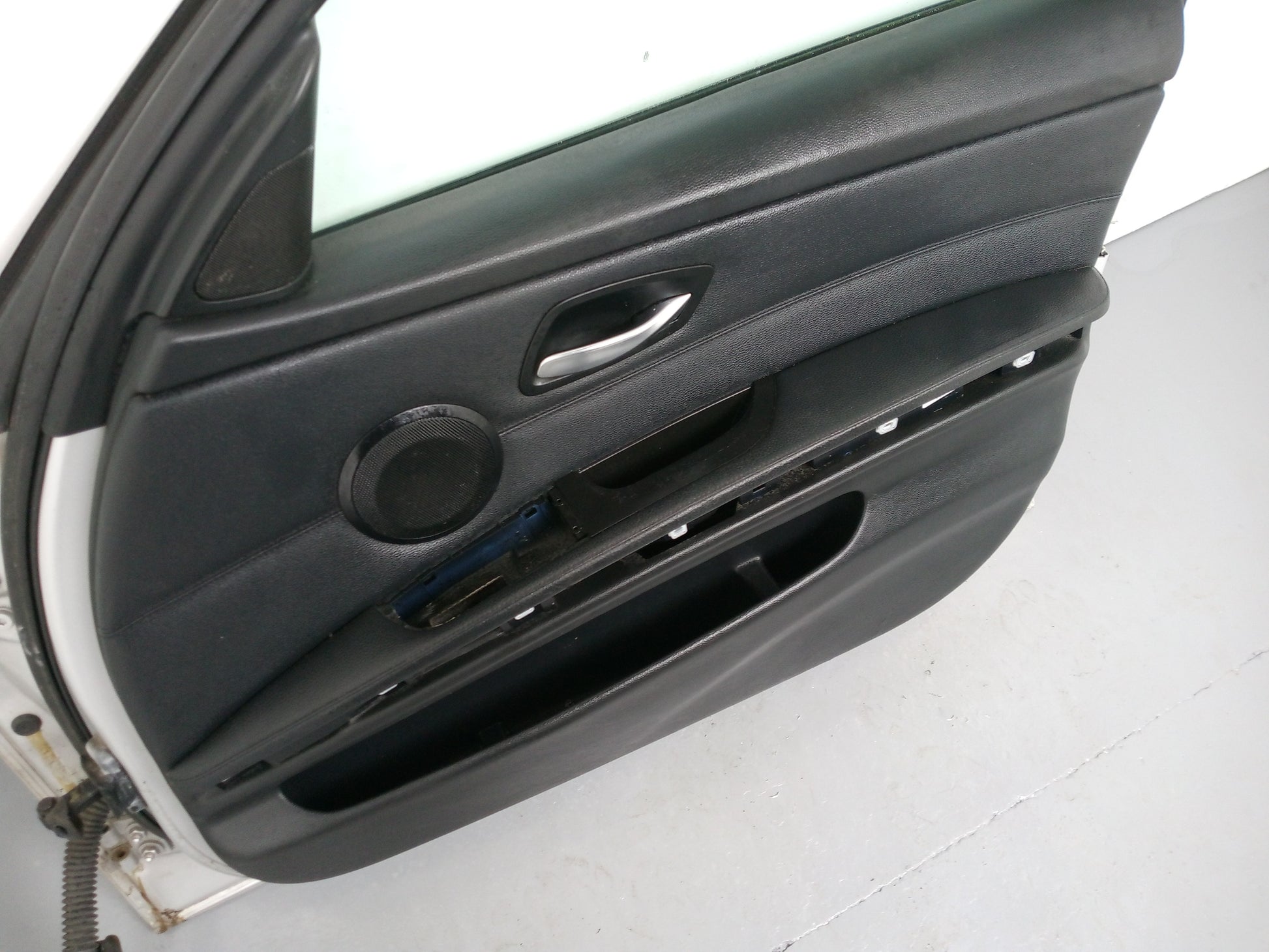 Bmw 3 Series E90 E91 320d Lci Drivers Side Front Door Silver 354/7 2005-2011 - photo 6