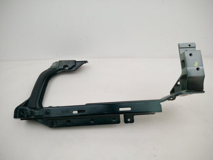 Headlamp Panel Support Bracket RH 6