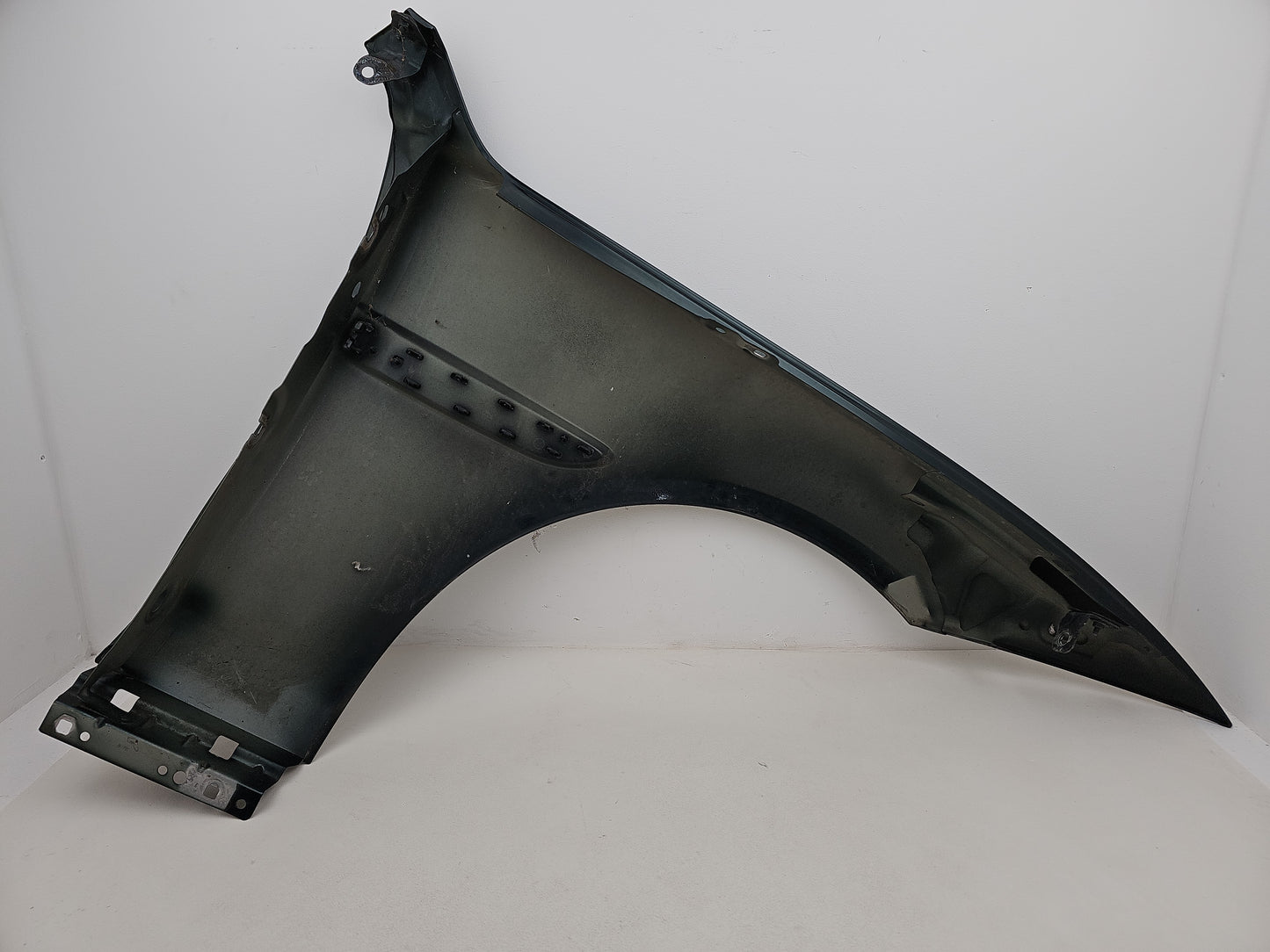 Wing Front LH 6