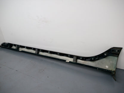 Side Skirt RH 6