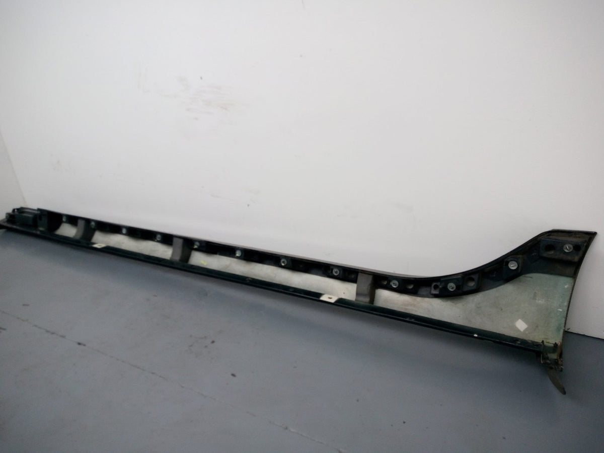 Side Skirt RH 6
