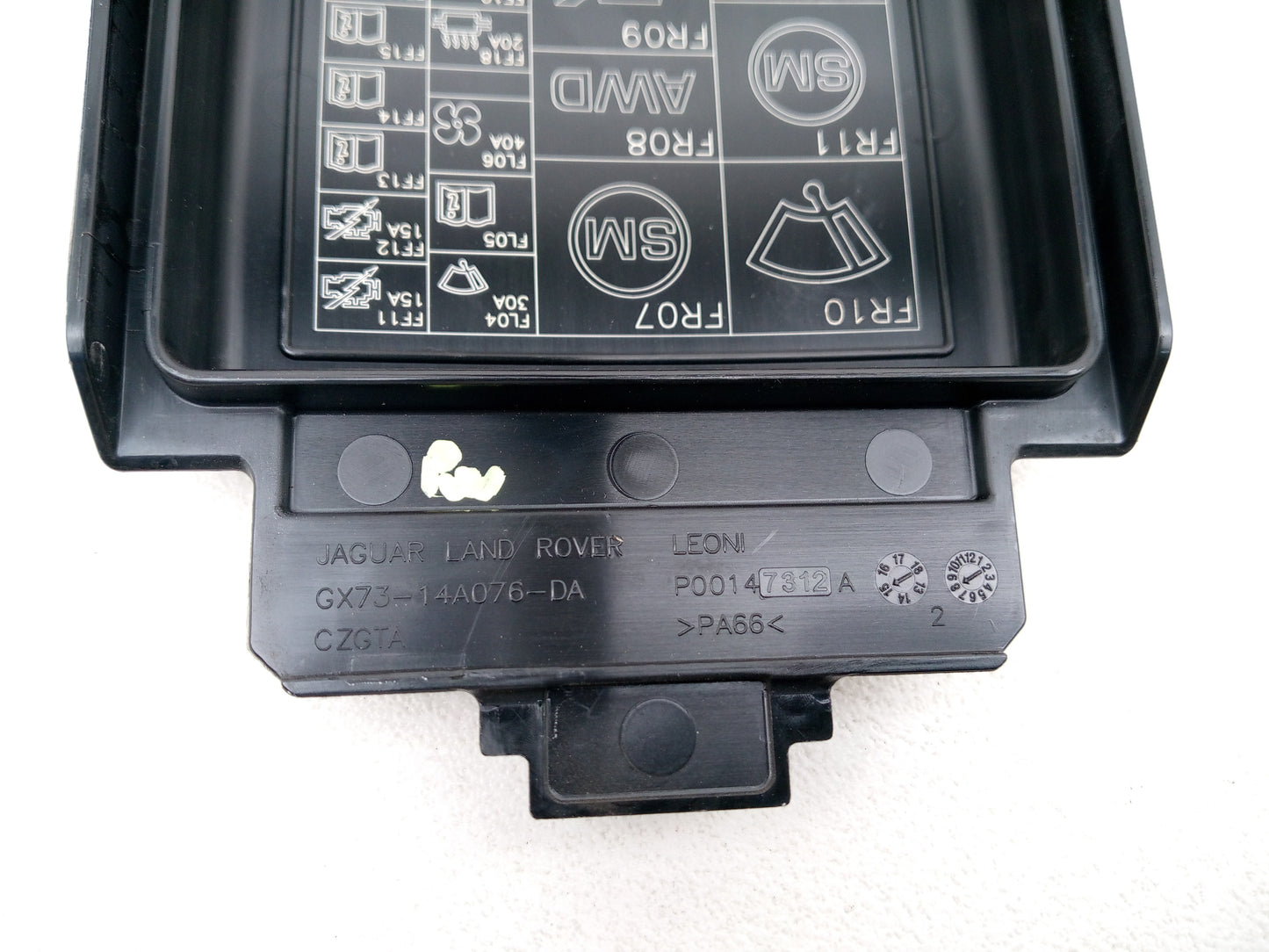 Front Fuse Box 6