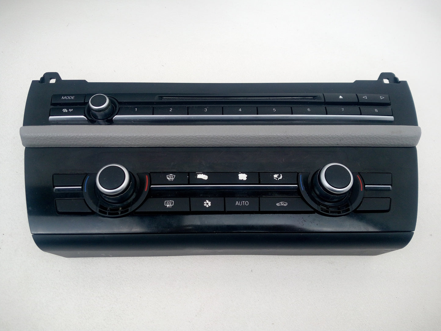 Radio - DAB/CD Player, Display screen + Facia  5