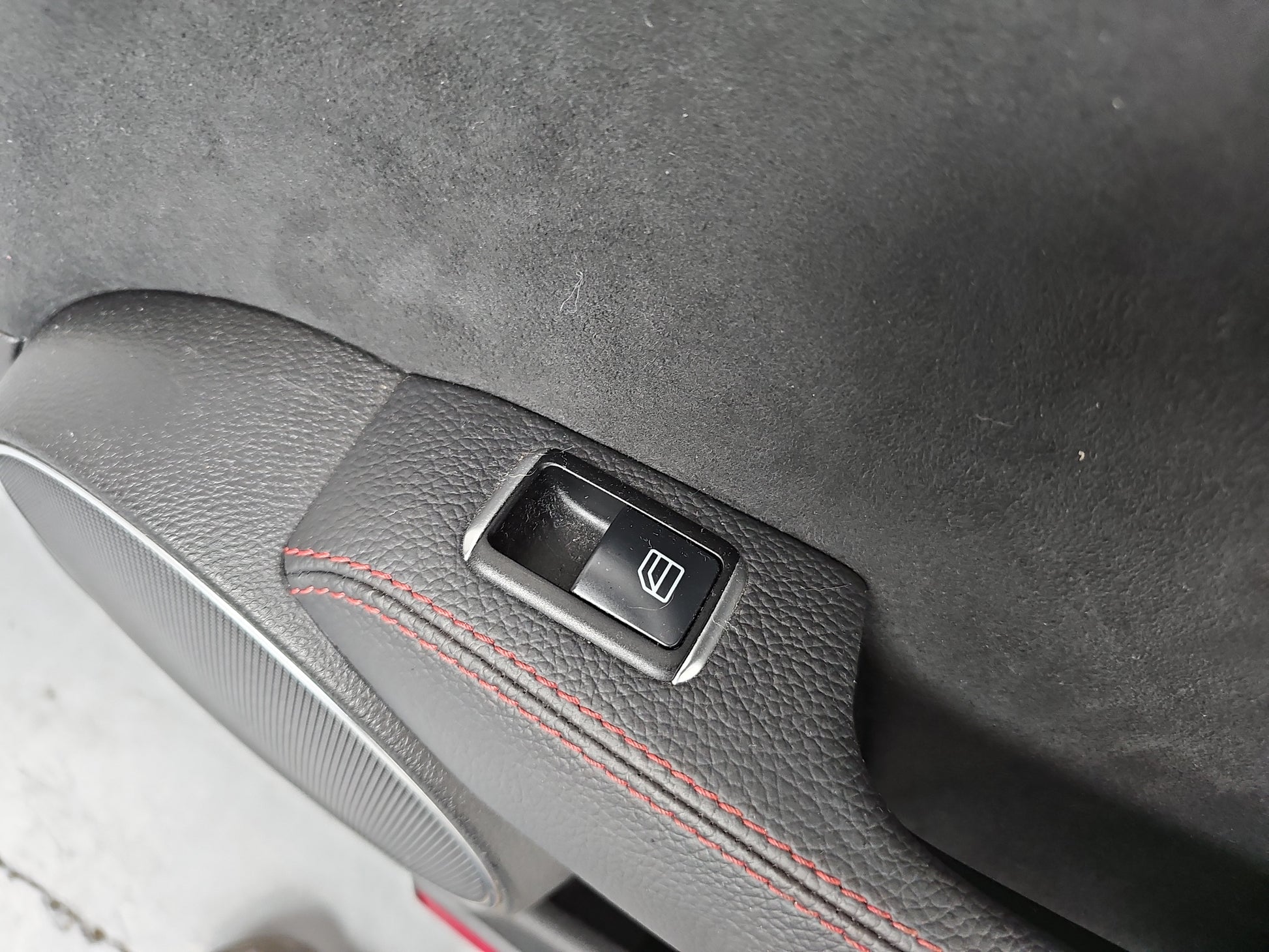 Door Rear RH 12