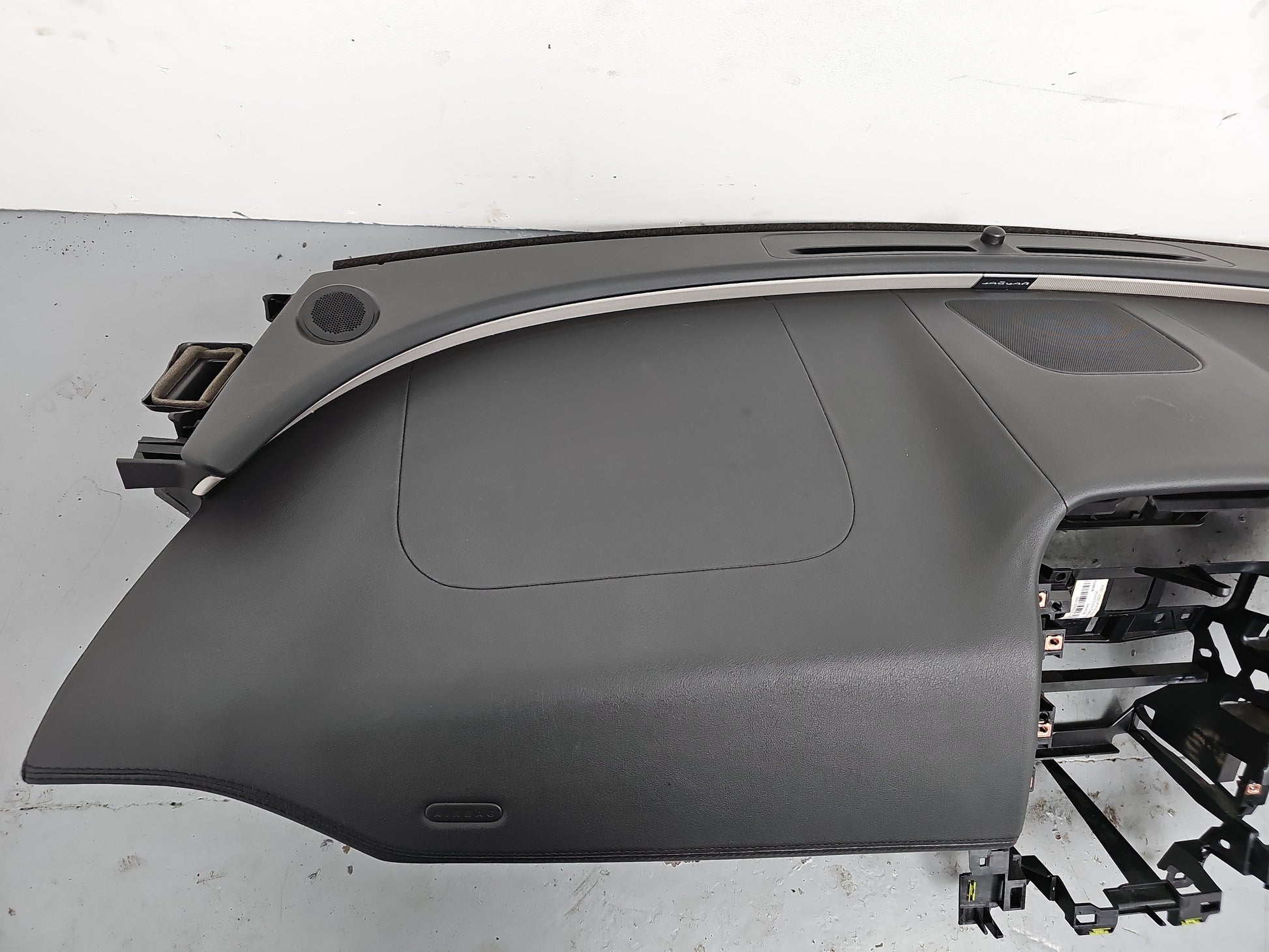 Dashboard Kit including passenger side airbag  6