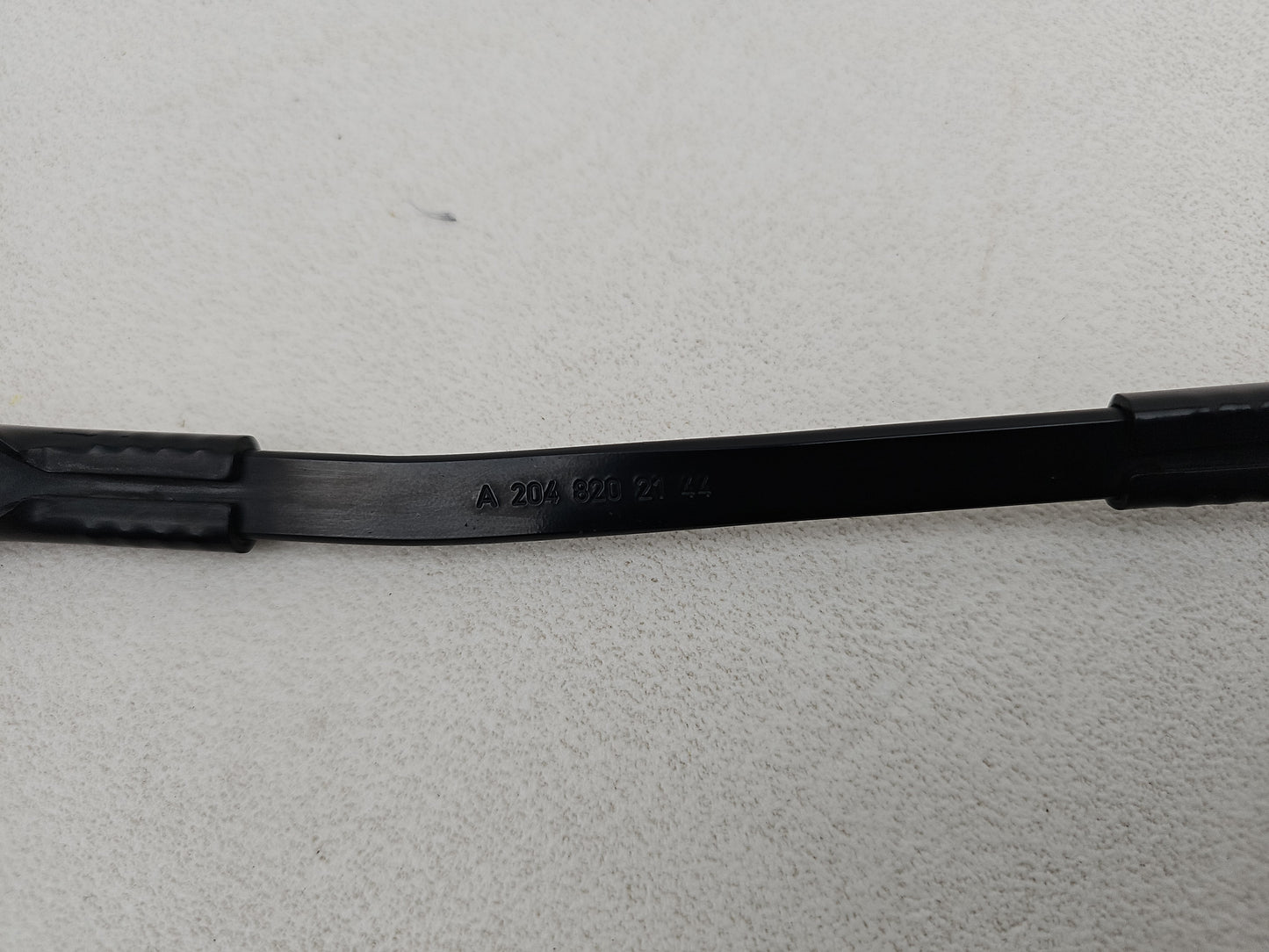 Wiper Front Arm LH 6