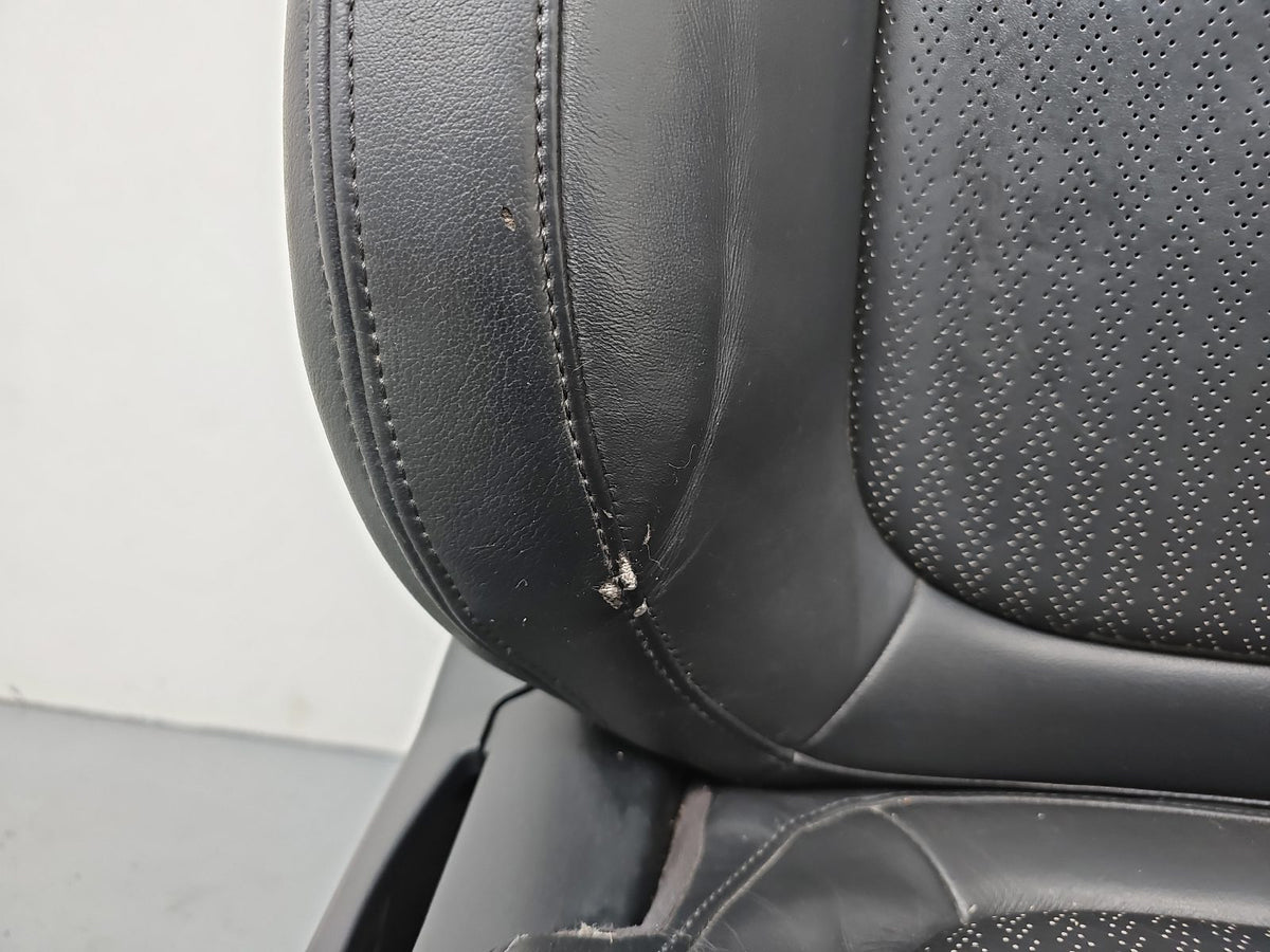 Seat Front RH 6