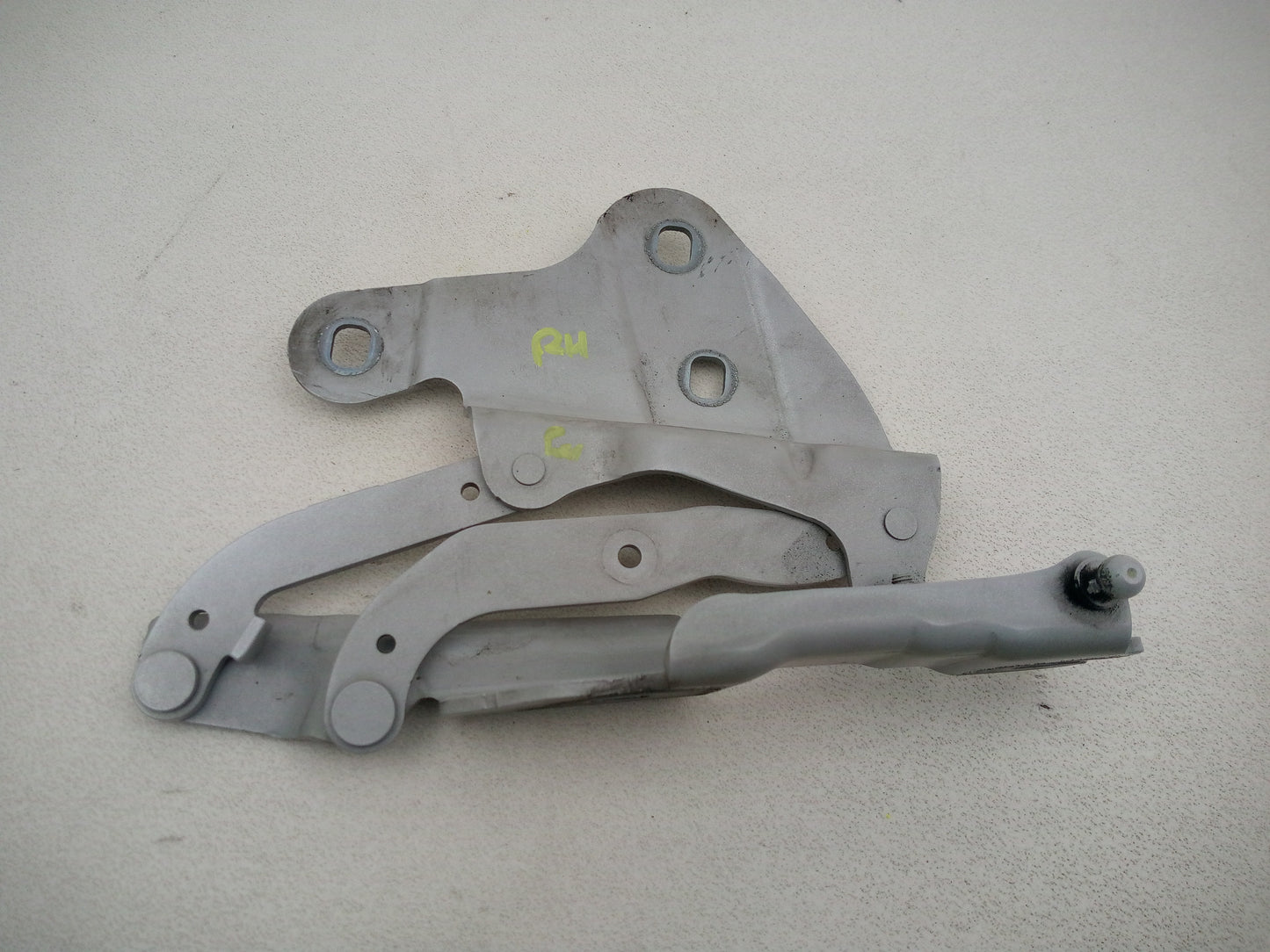 Bonnet Hinges 6