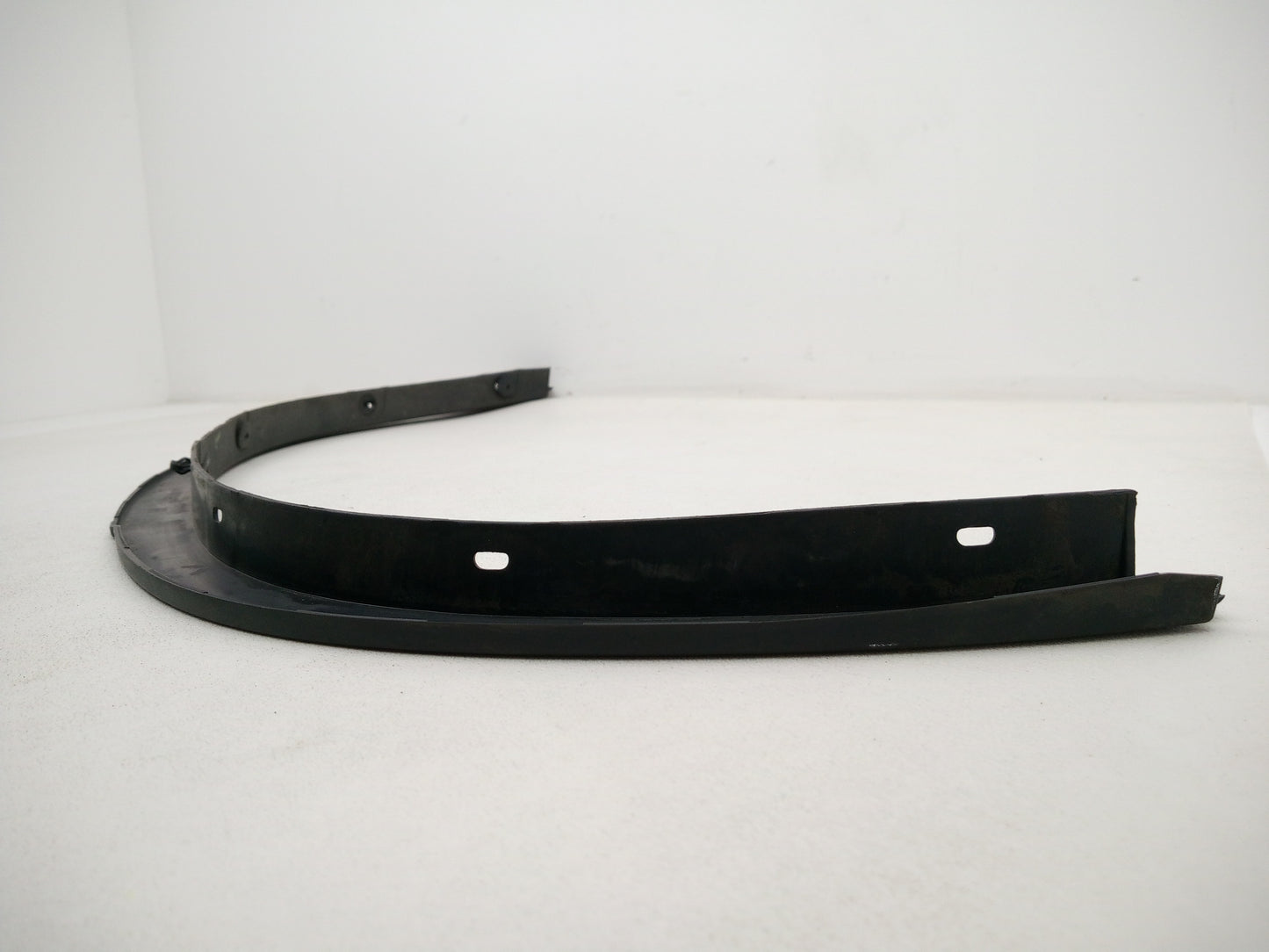 Moulding Wheel Arch Rear RH 6