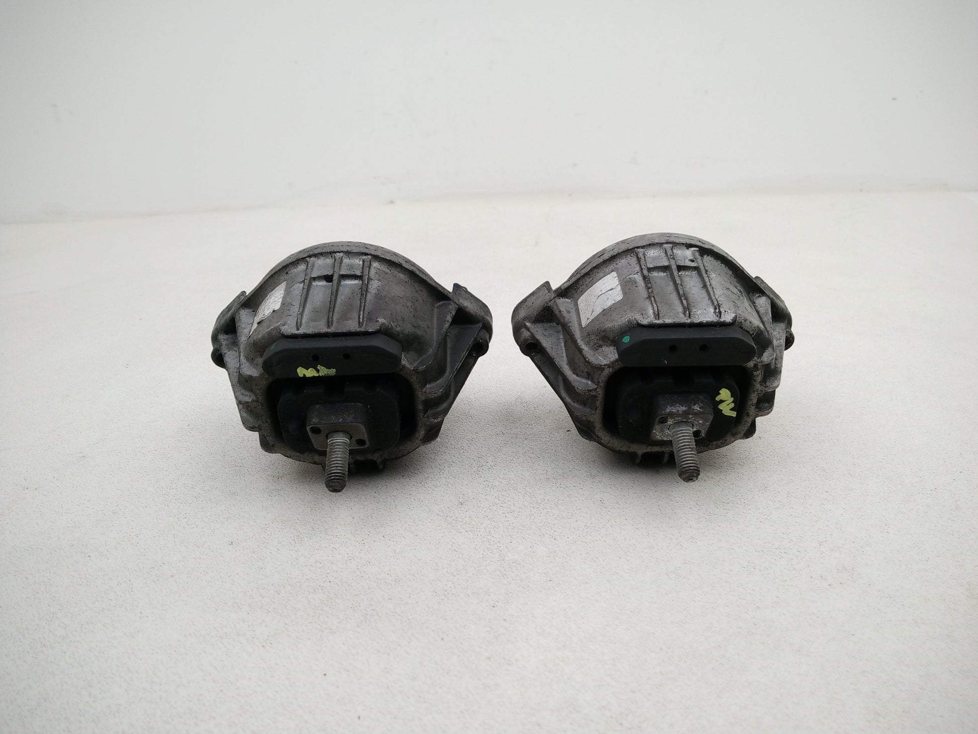 Set Of Engine Mounts LH + RH 6
