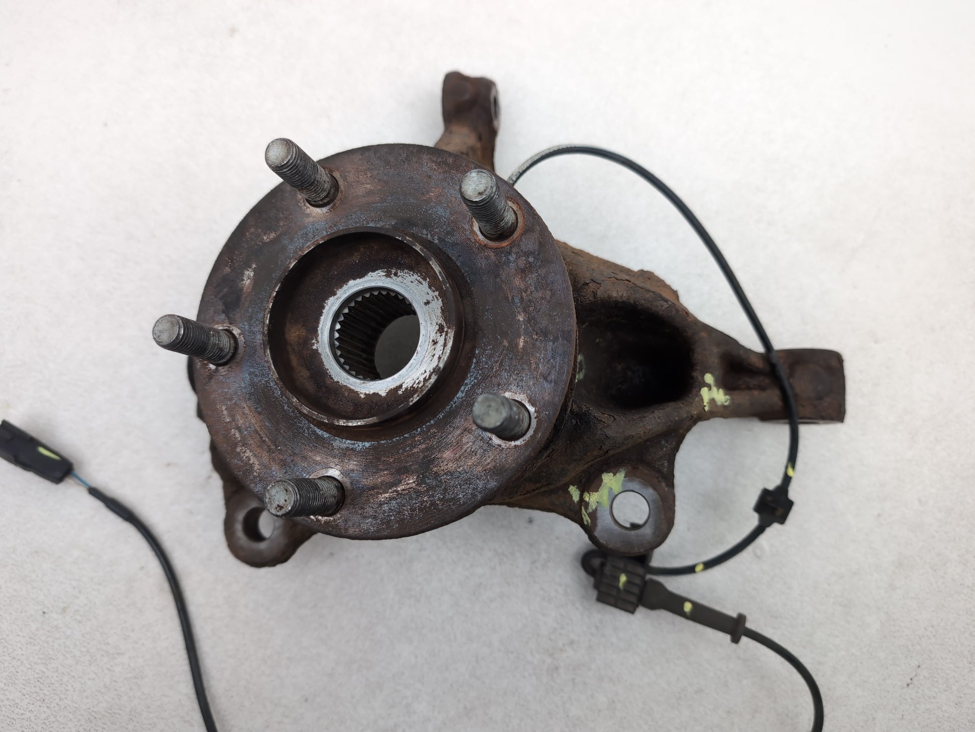 Wheel Hub Front RH 6