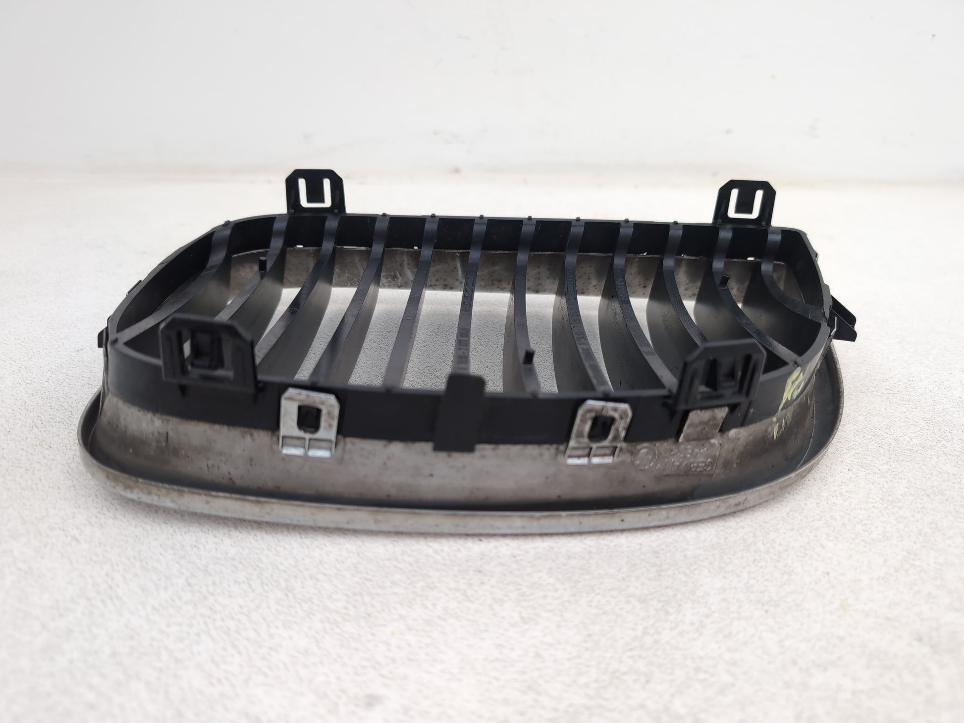 Grille Front 6