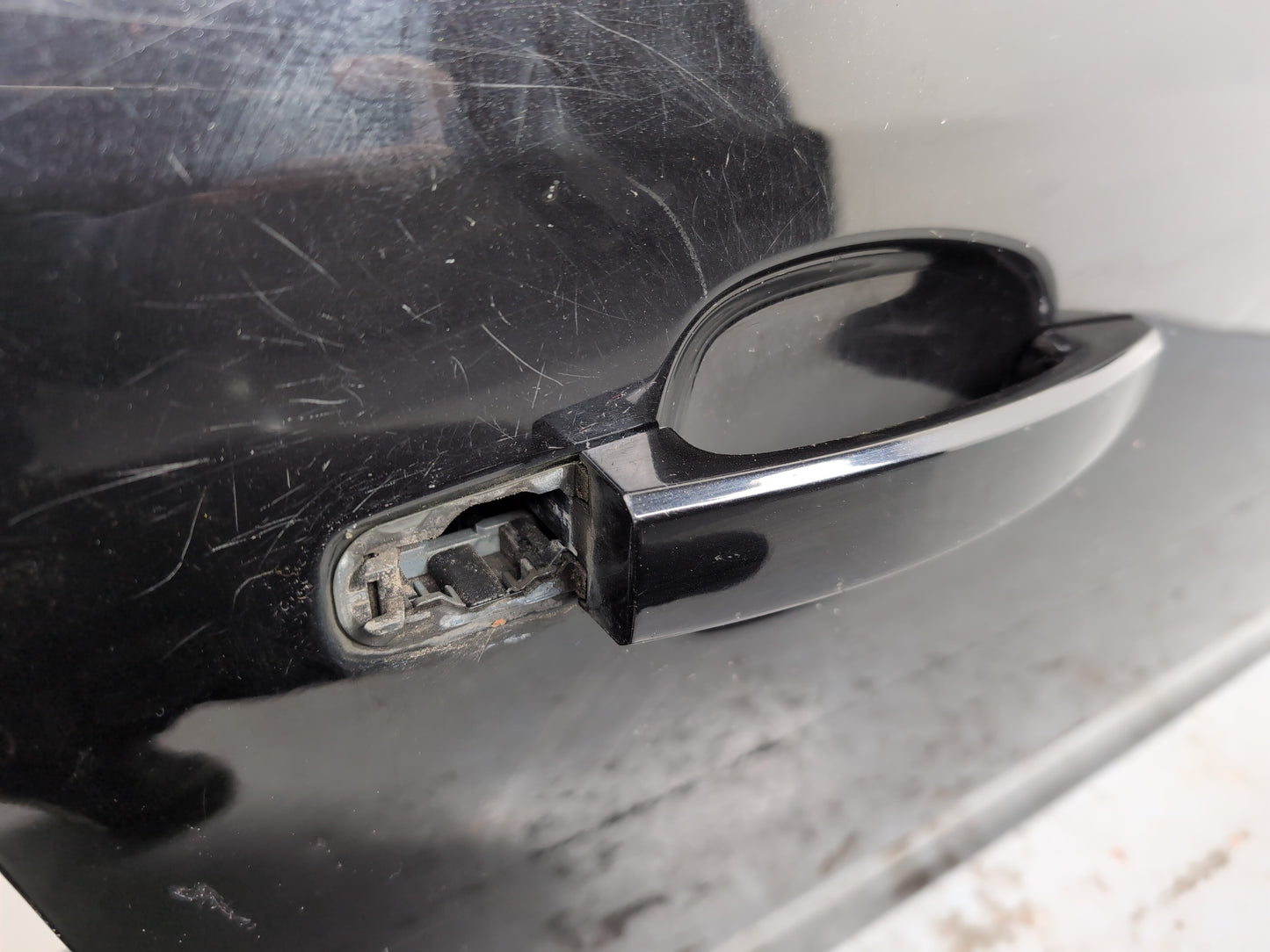 Door Front RH 6