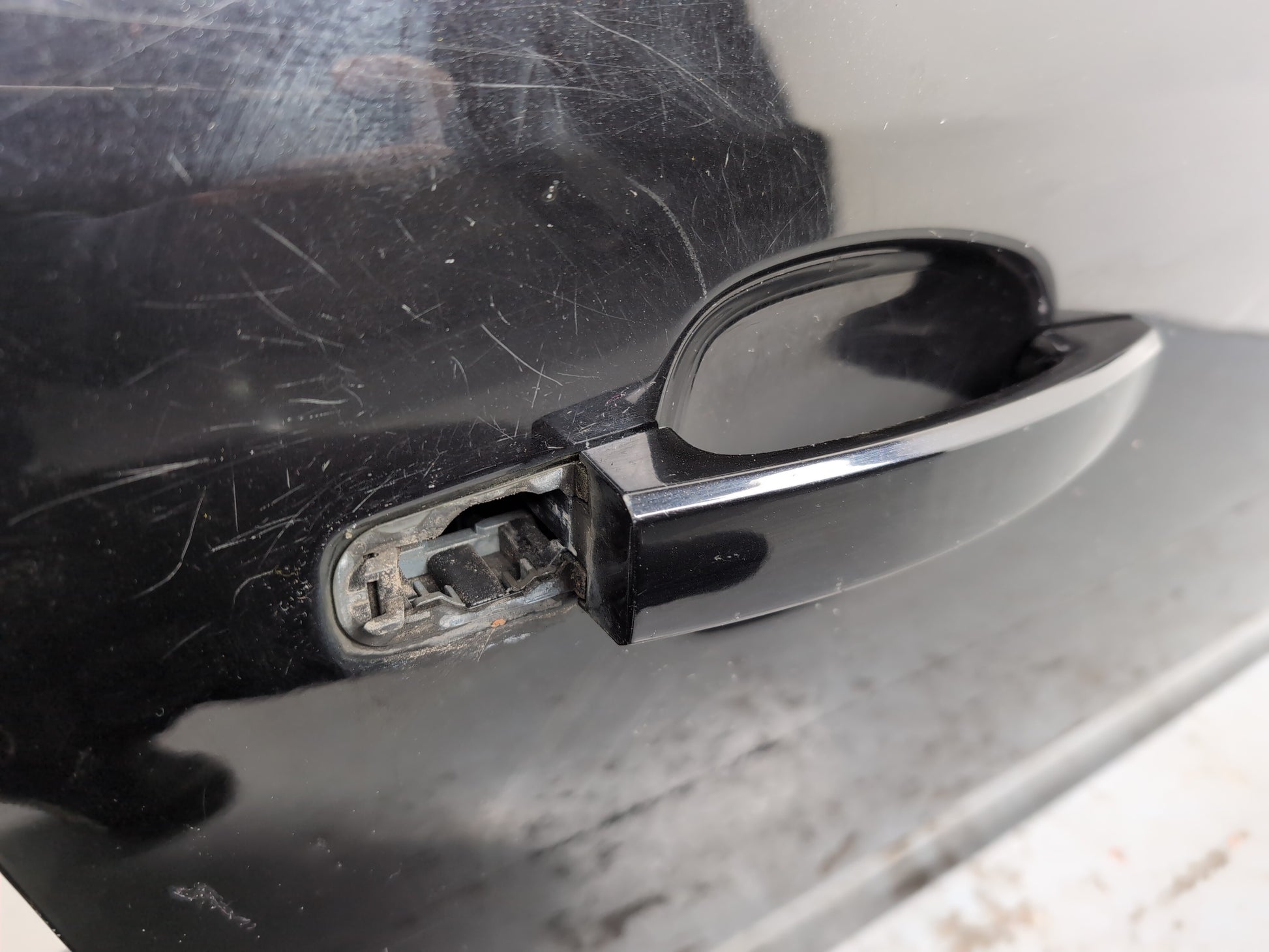 Door Front RH 6