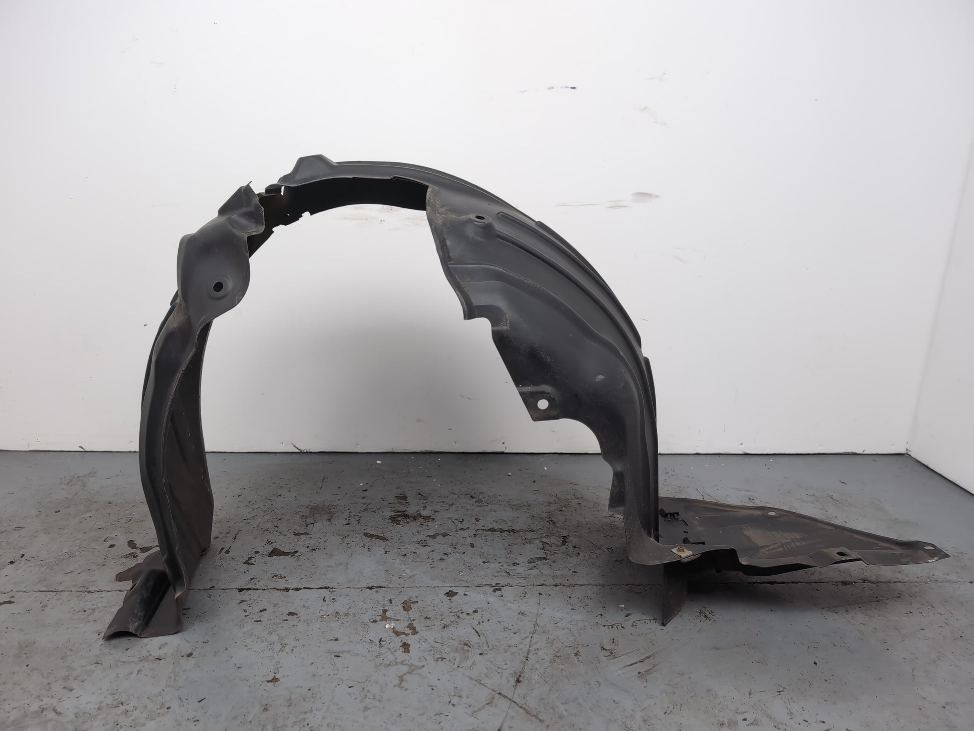 Moulding Wheel Arch Rear LH 6