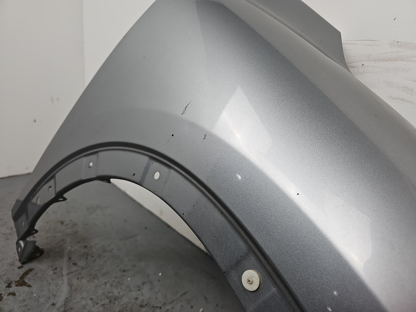 Wing Front RH 6