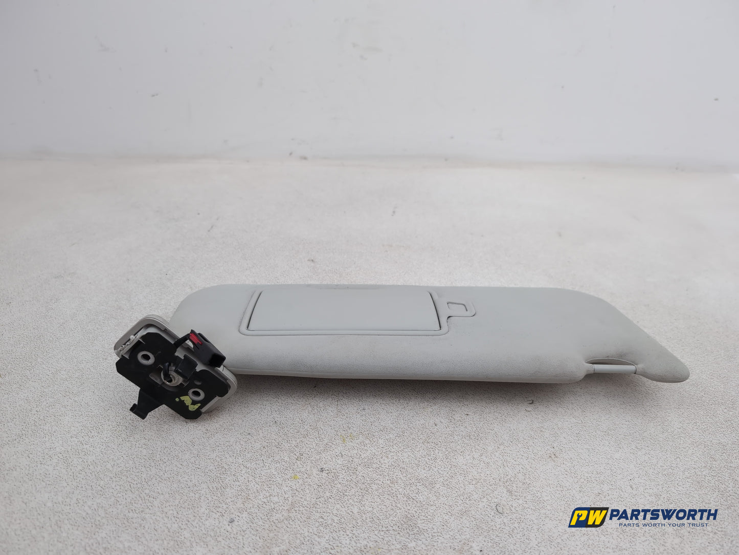 Sun Visor RH 6