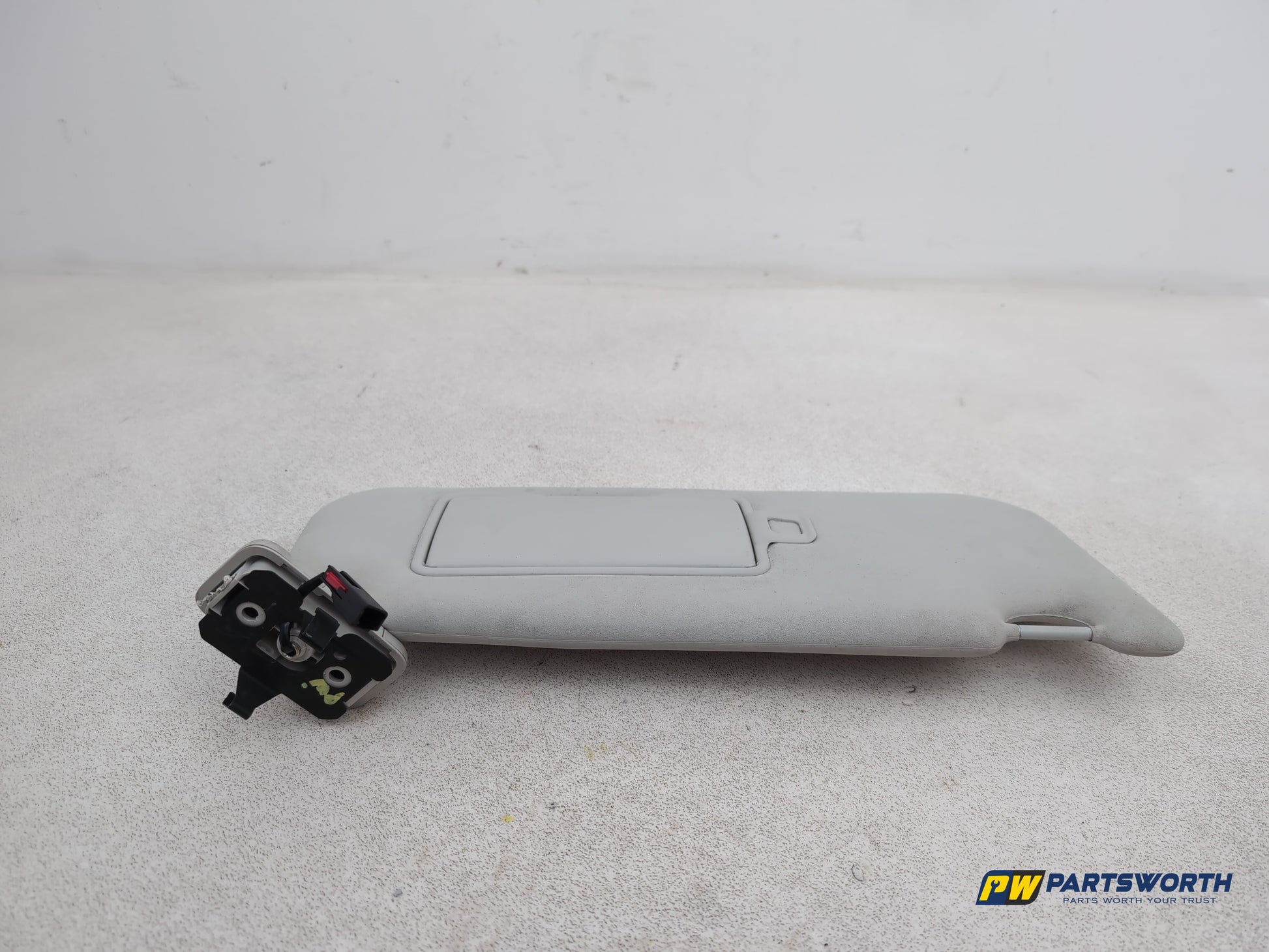Sun Visor RH 6