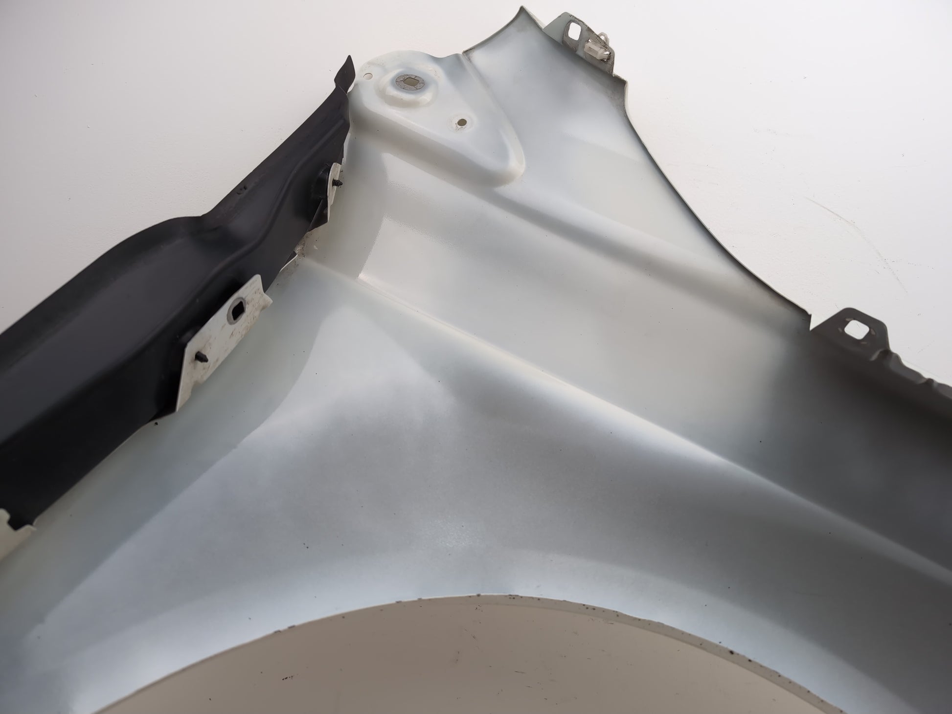 Wing Front LH 12