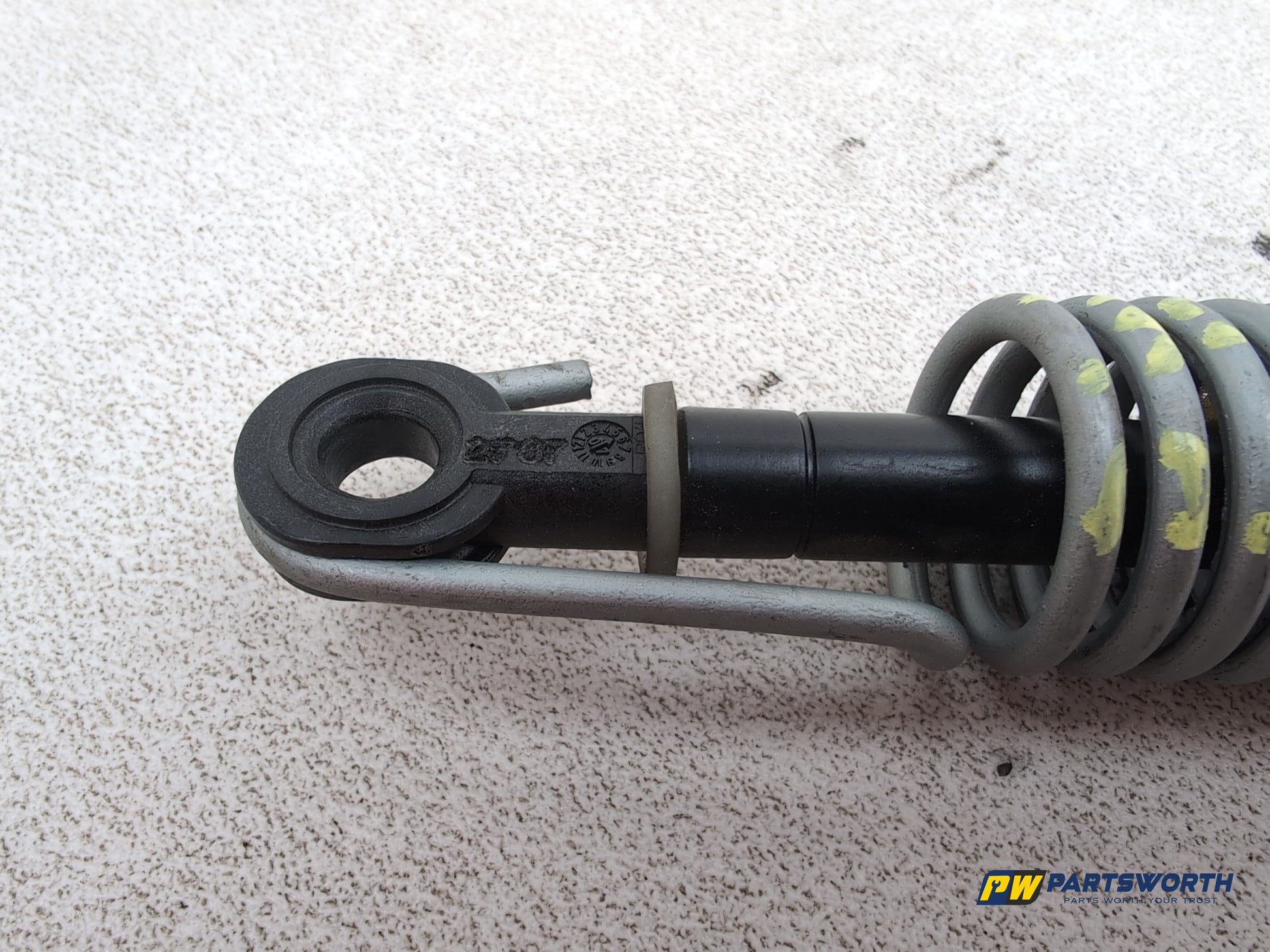 Tailgate Lift Handle 6