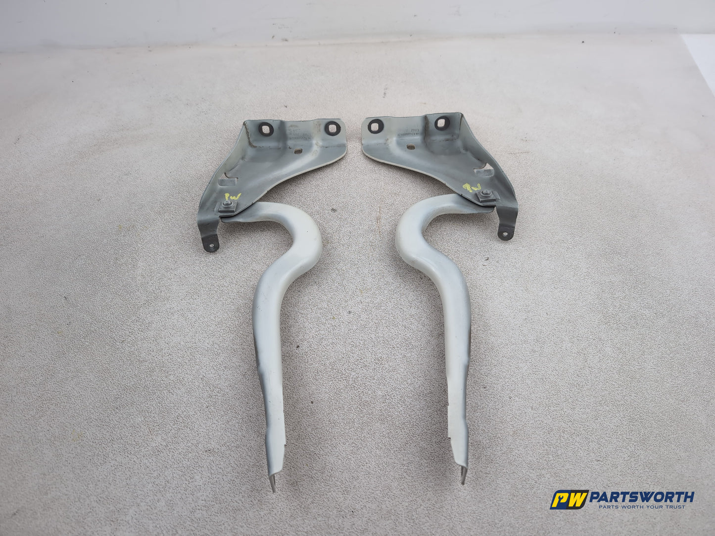 Bonnet Hinges 6