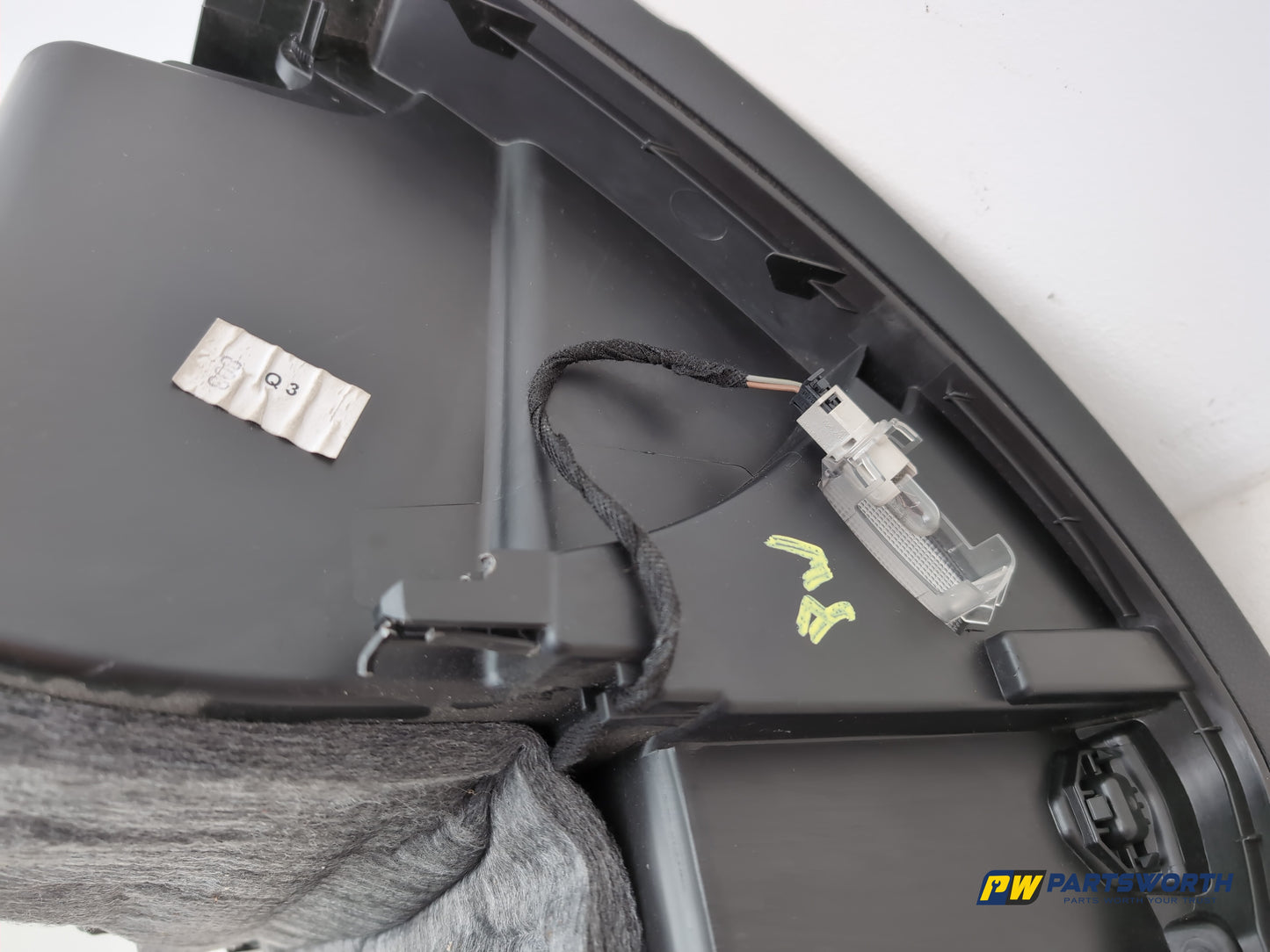 Glove Compartment Assembly 6