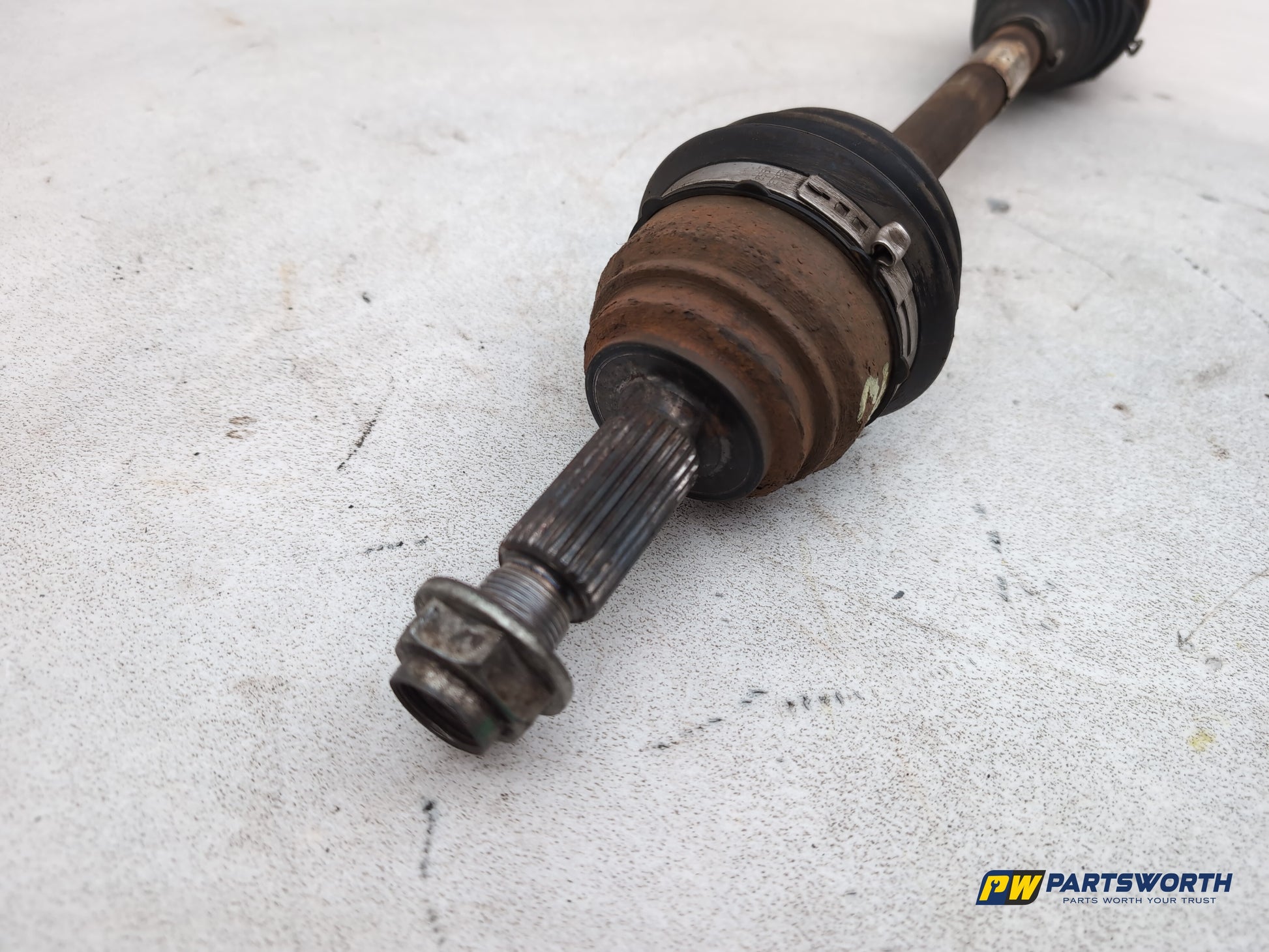 Driveshaft Front LH 6