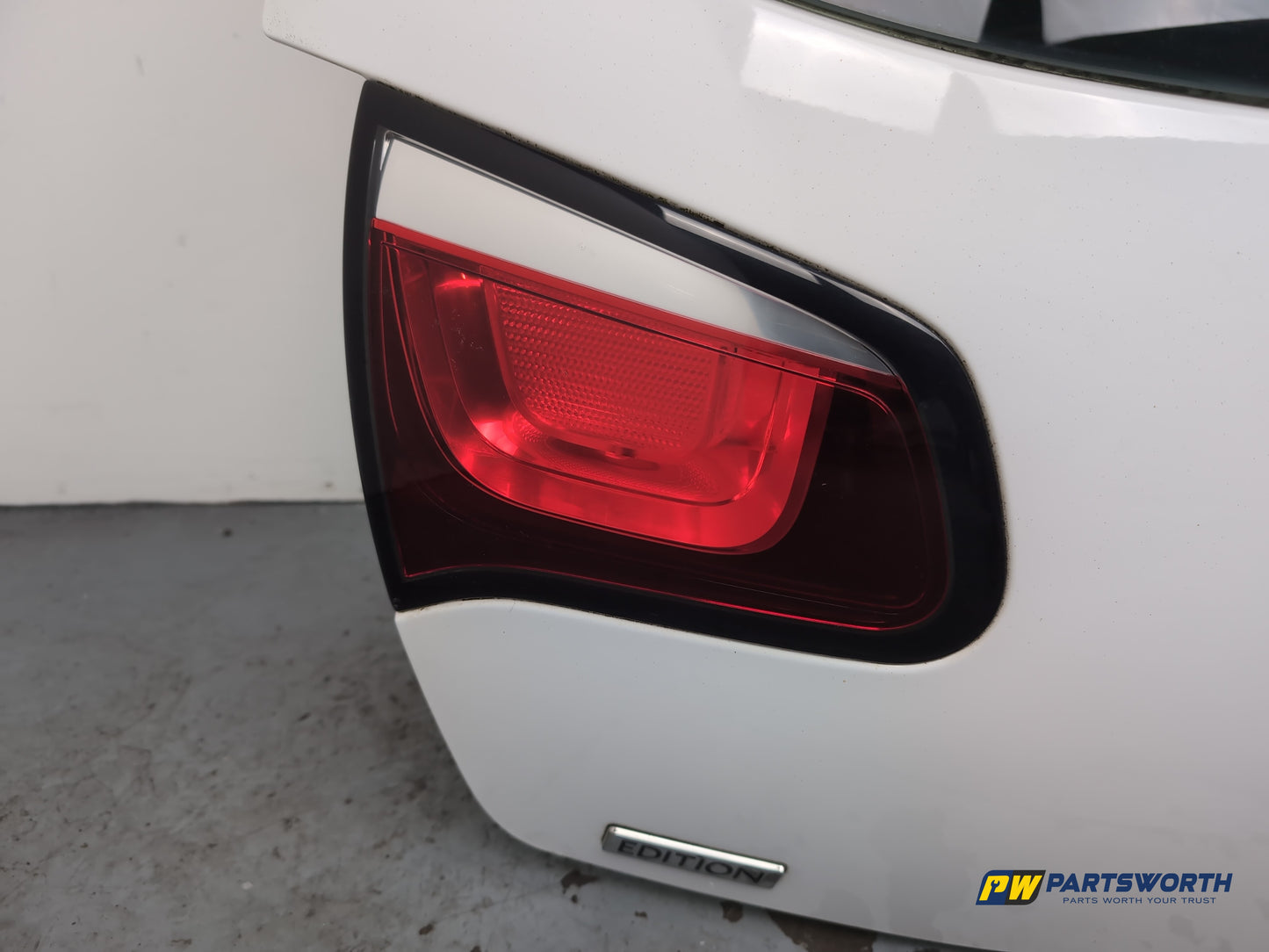 Boot Lid 11