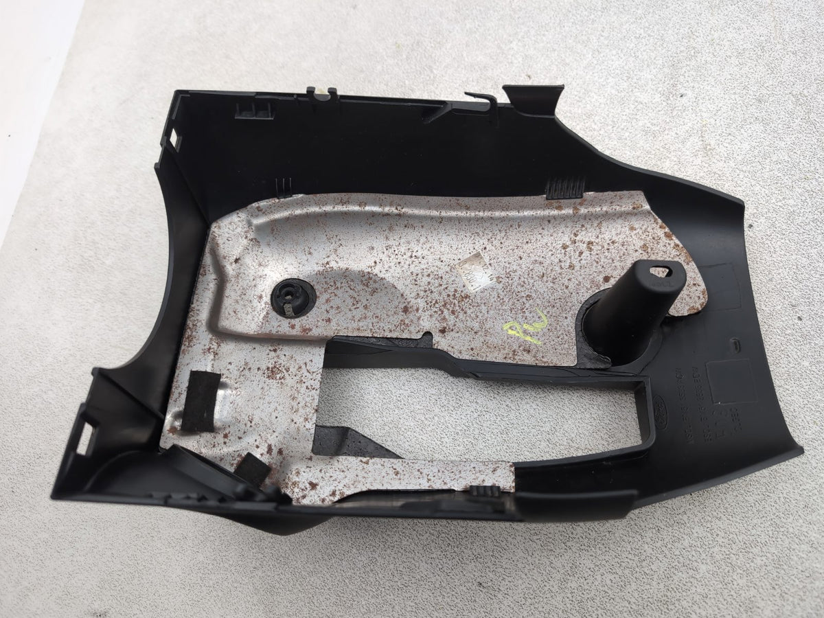 Steering Column Shroud Upper and Lower 6