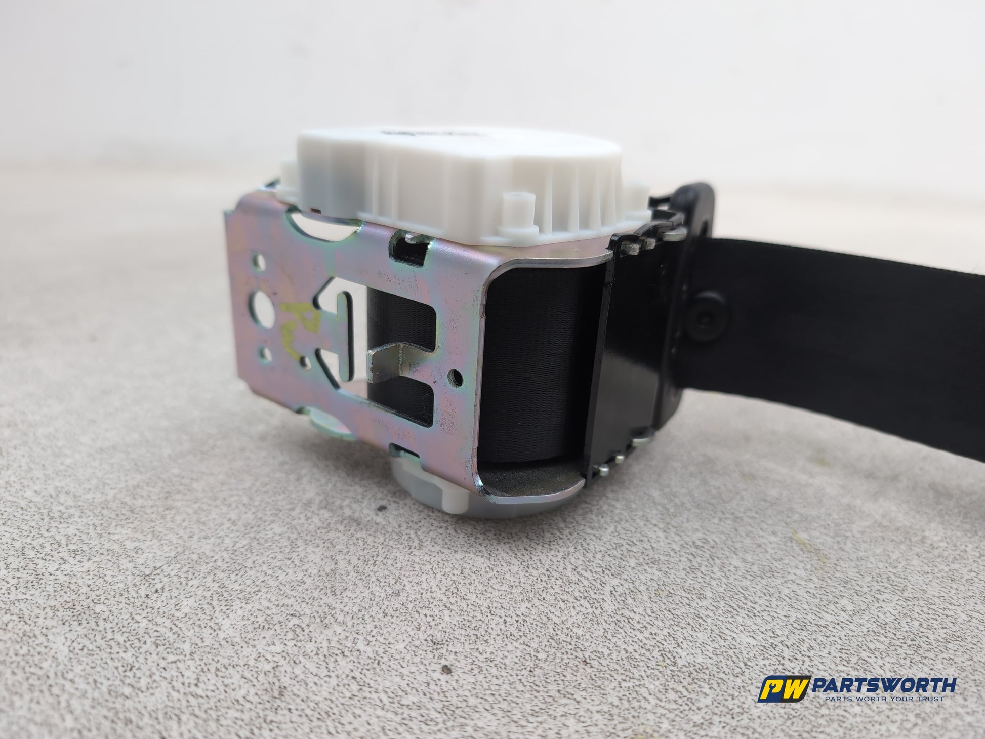 Seat Belt Rear RH 6