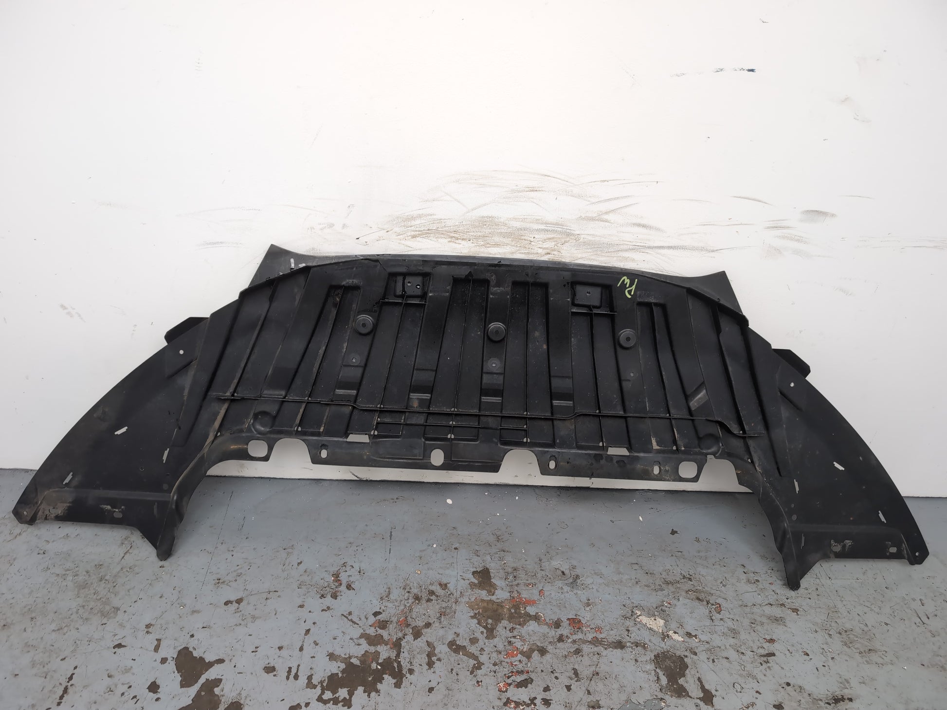 Bumper Front Undertray 6