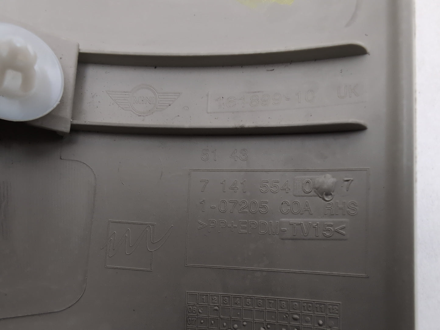 RH A Pillar Trim  6